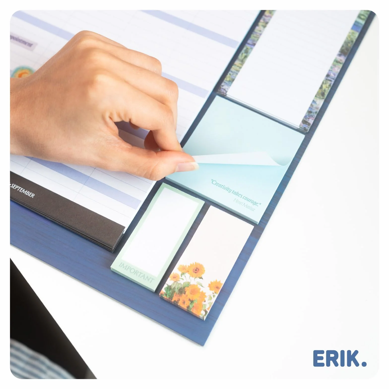 Grupo Erik Calendrier Art Planificateur Mensuel 16 mois Septembre 2025 à Décembre 2026 Familial avec Crochet