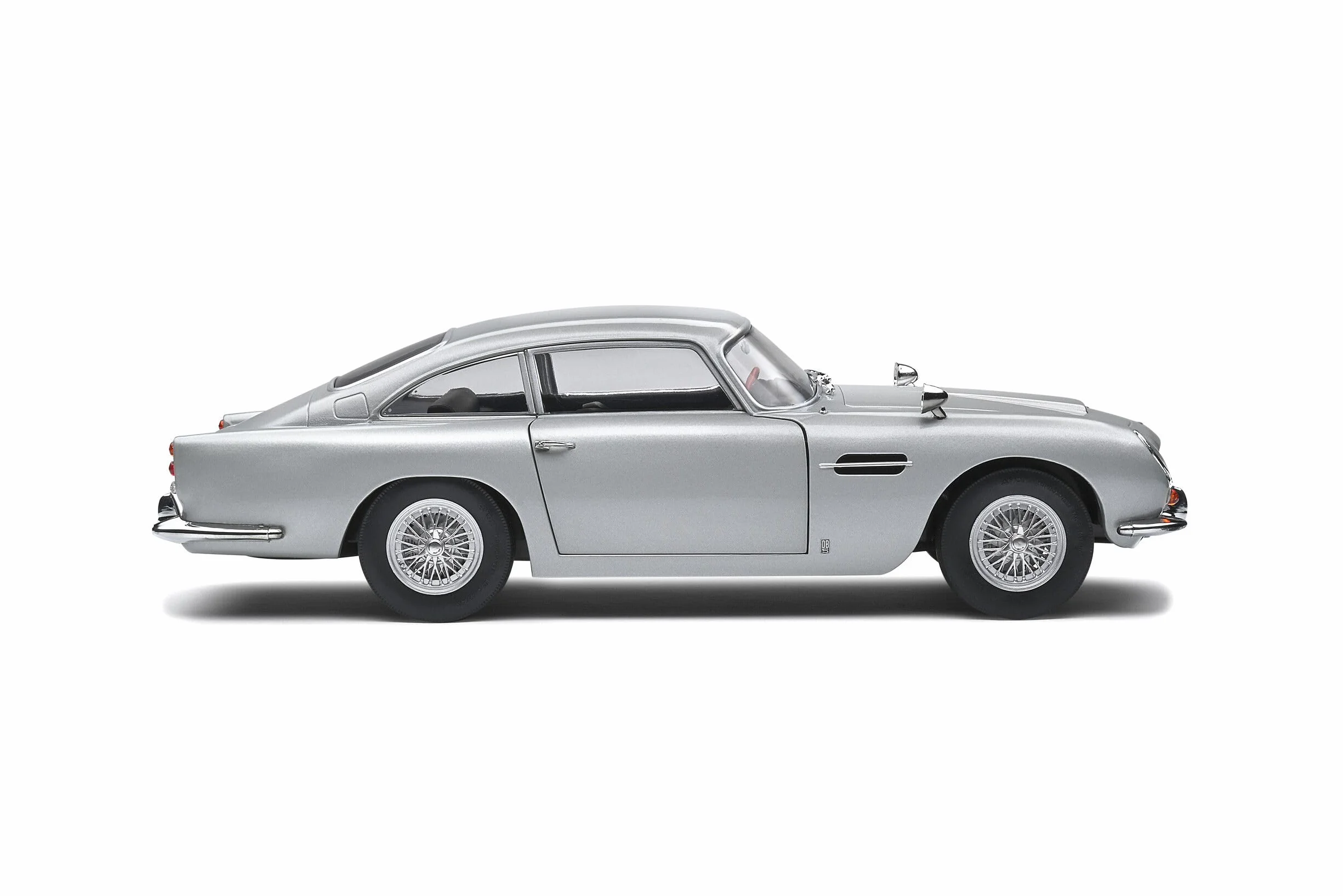 Aston Martin DB5 1964 1/18 Silver Birch SOLIDO