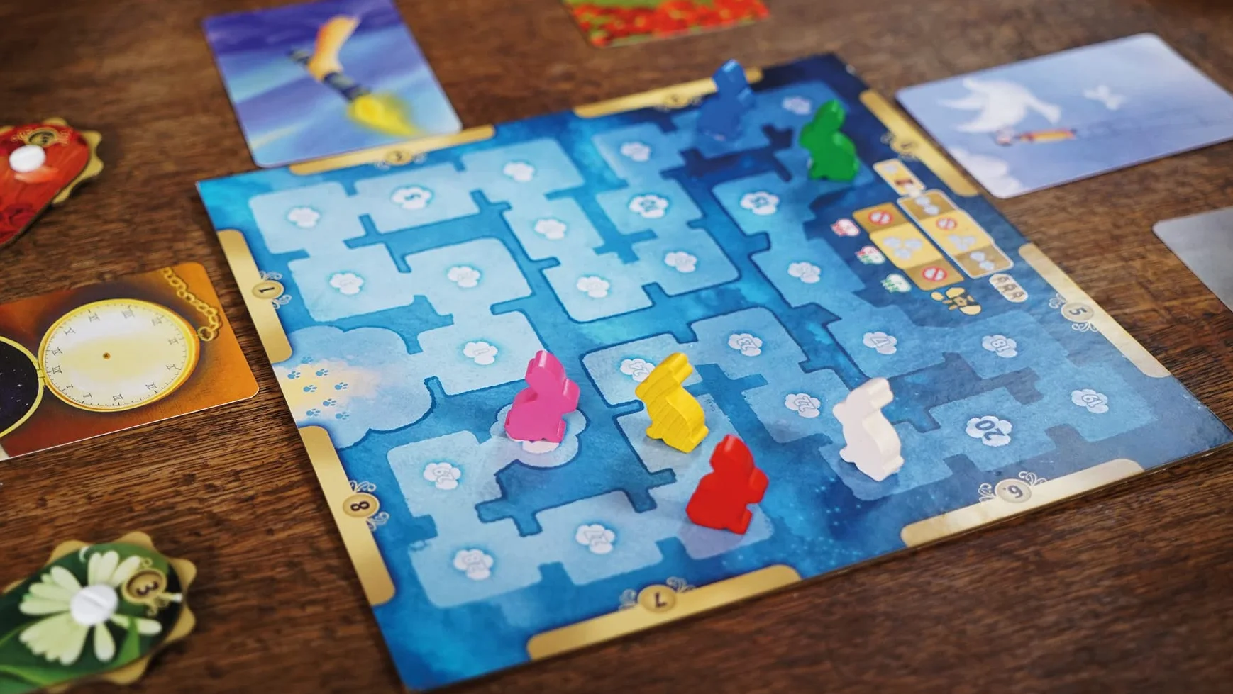 Asmodee Dixit Une Image Vaut Mille Mots Jeu de Société 8 Ans As d'or Imagination 3-8 Joueurs 30 Min