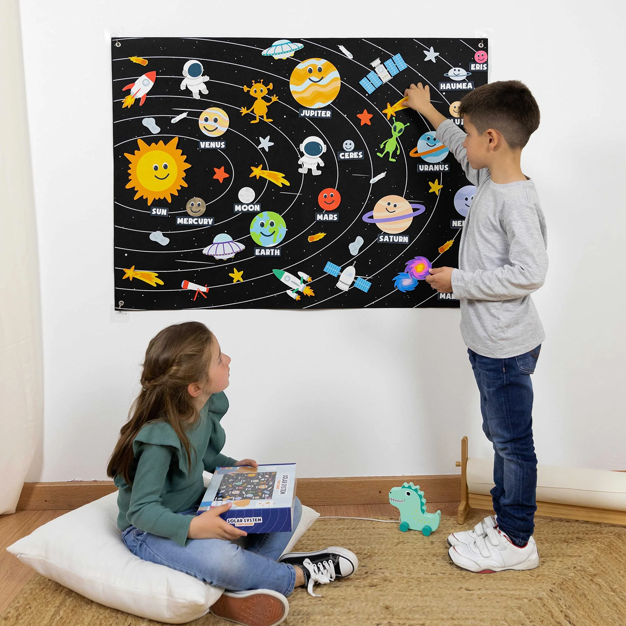 BONNYCO Systeme Solaire Enfant 61 Figurines Feutre Planetes Jouet Montessori Educatif Cadeau Garcon Espace 3 4 5 6 7 8 Ans