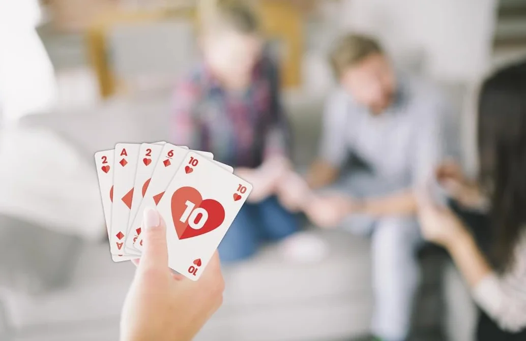 Sequence Jeu de Société Famille Enfants dès 7 Ans - Alignez 5 Pions - Jeu de Stratégie avec Rebondissements - Jeu de Cartes - 2 à 12 Joueurs