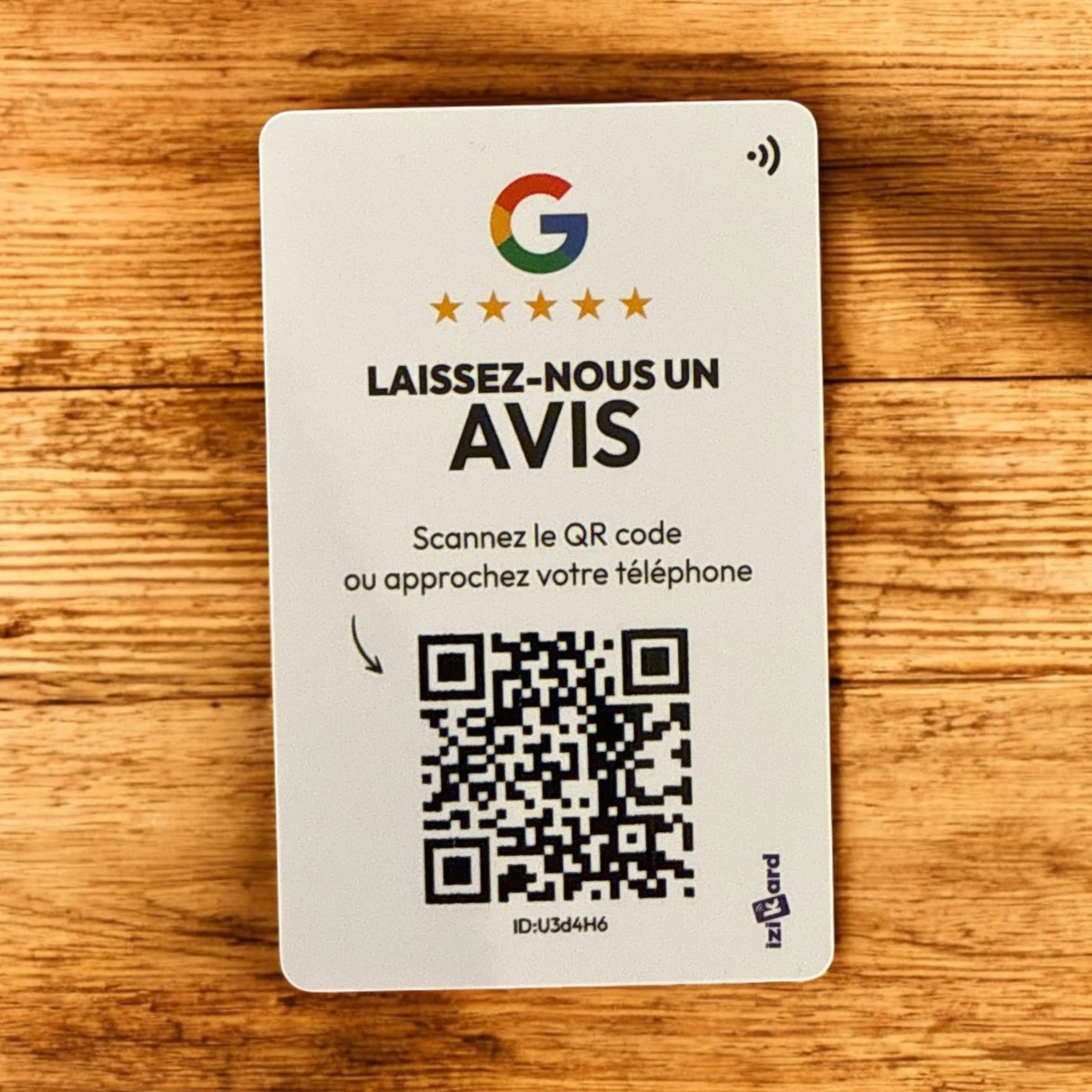 Carte NFC avis Google QR Code puce NFC collecter avis clients format carte rigide personnalisée Izikard