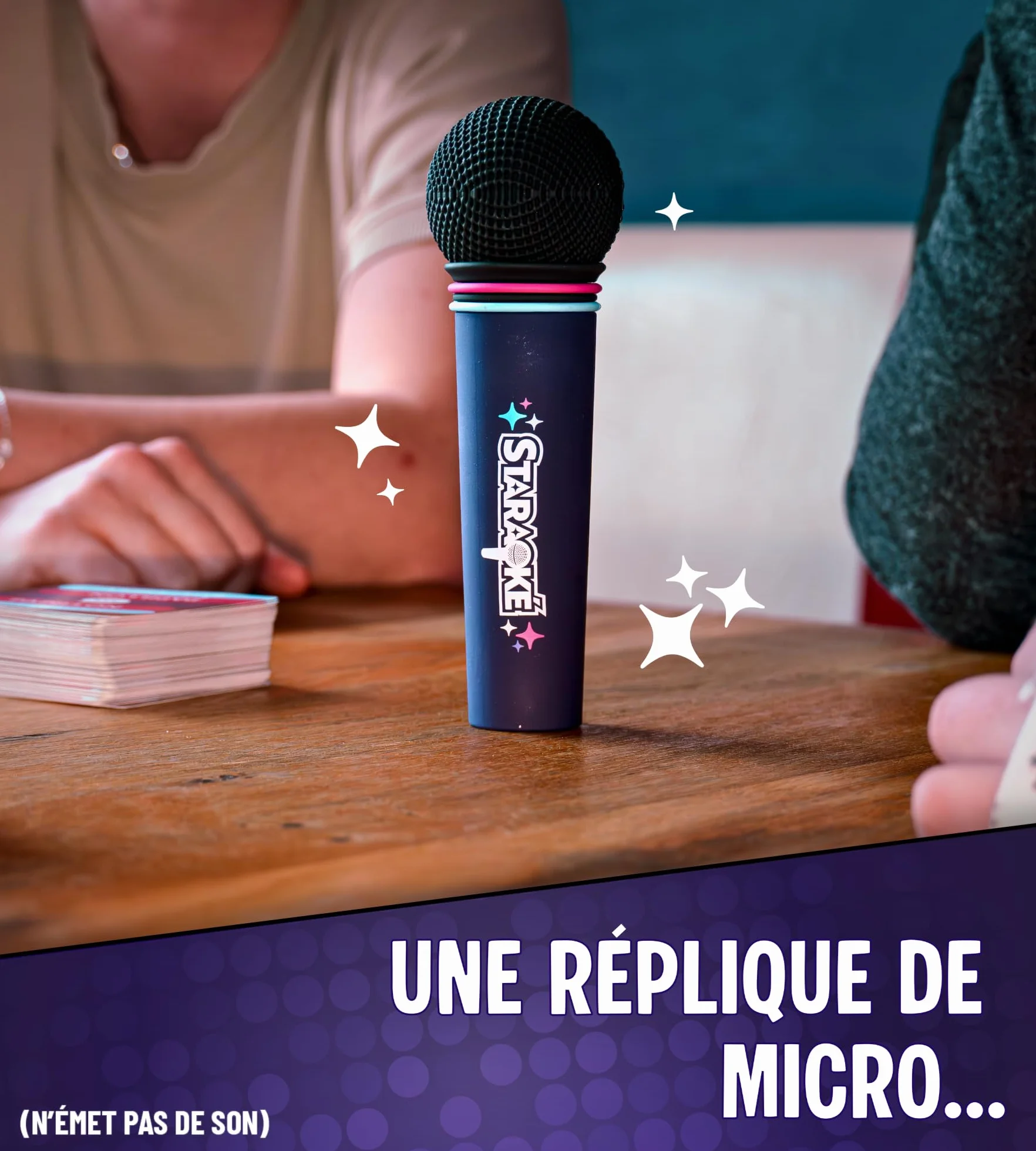 STARAOKÉ Jeu de société Musical drôle - Jeu d'Ambiance 2 à 8 Joueurs 350 Cartes Dès 8 Ans
