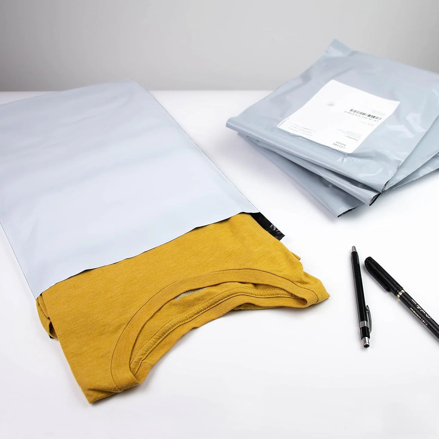 Enveloppes 40 x 50 cm Blanches Opaques Plastique Solides Inviolables Imperméables Lot de 100