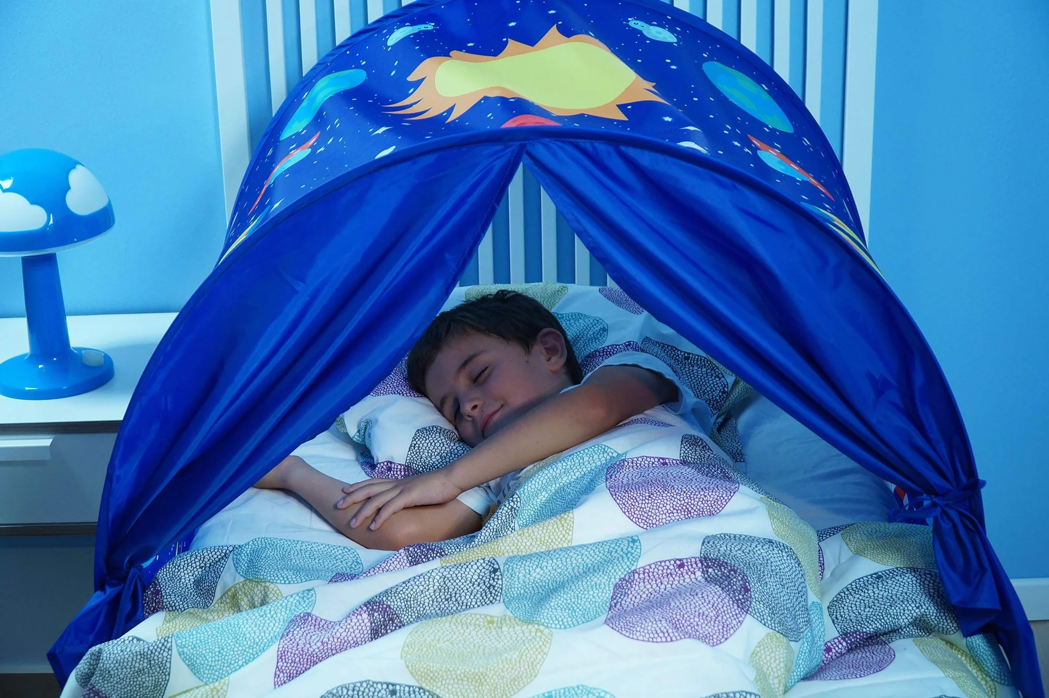 Starlyf Sleepfun Tent Pop Up tente pour lit d'enfant avec lumière de nuit bleue