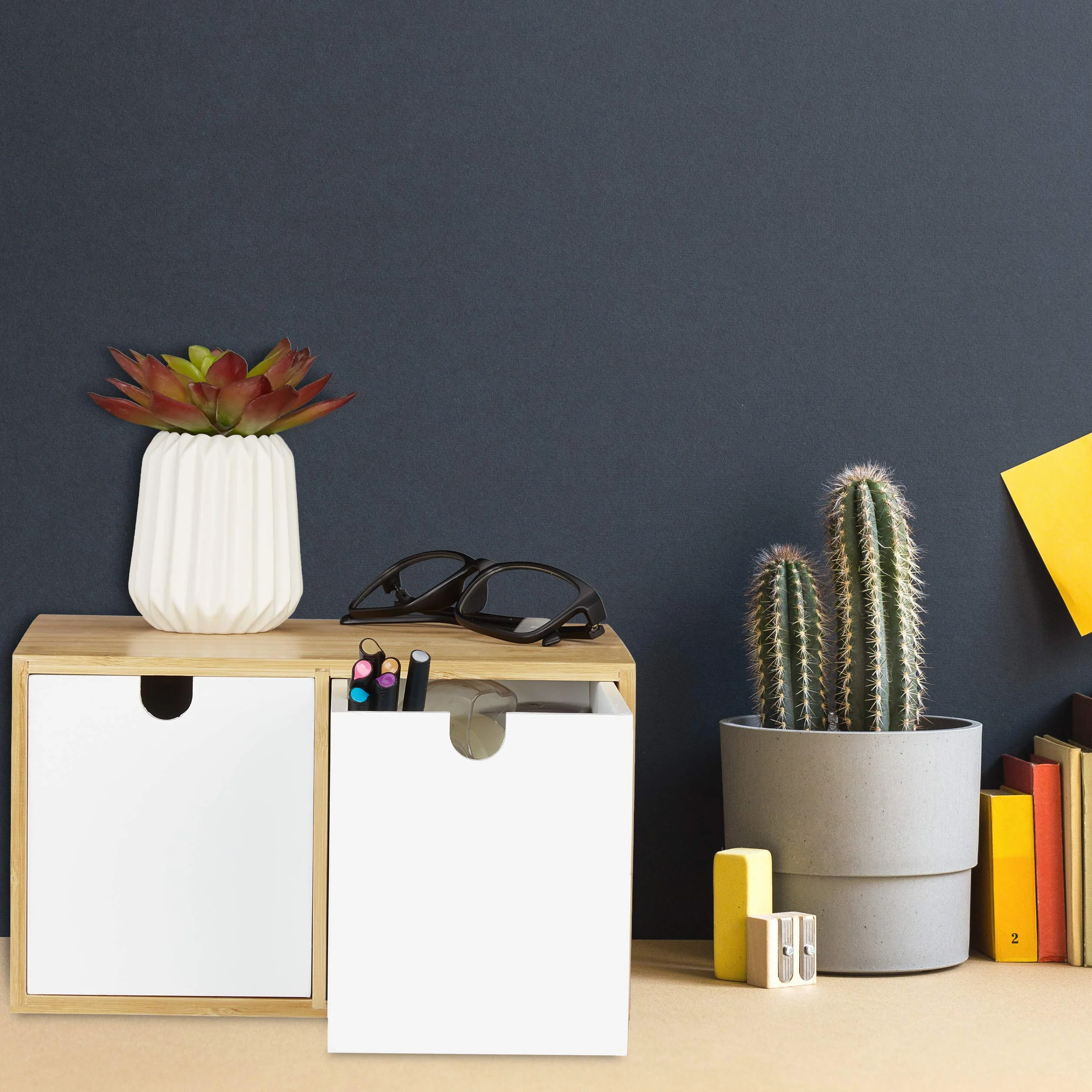 Relaxdays Organiseur de Bureau 2 tiroirs Bambou MDF Rangement 14,5 x 24,5 x 20 cm Blanc