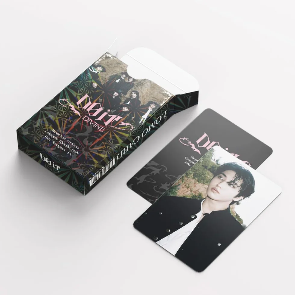 Stray Kids Photocards 60 Cartes SKZ Lomo 32 Autocollants