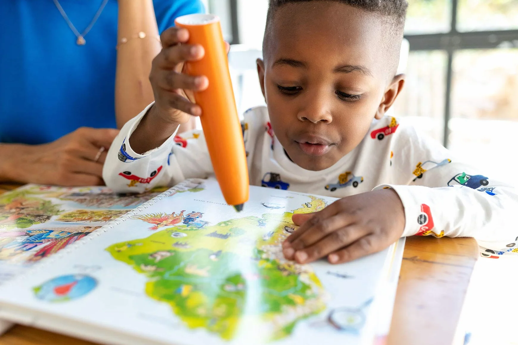 Ravensburger Livre interactif tiptoi Je découvre les pompiers Jeux éducatifs sans écran français Enfants 4 ans 00694