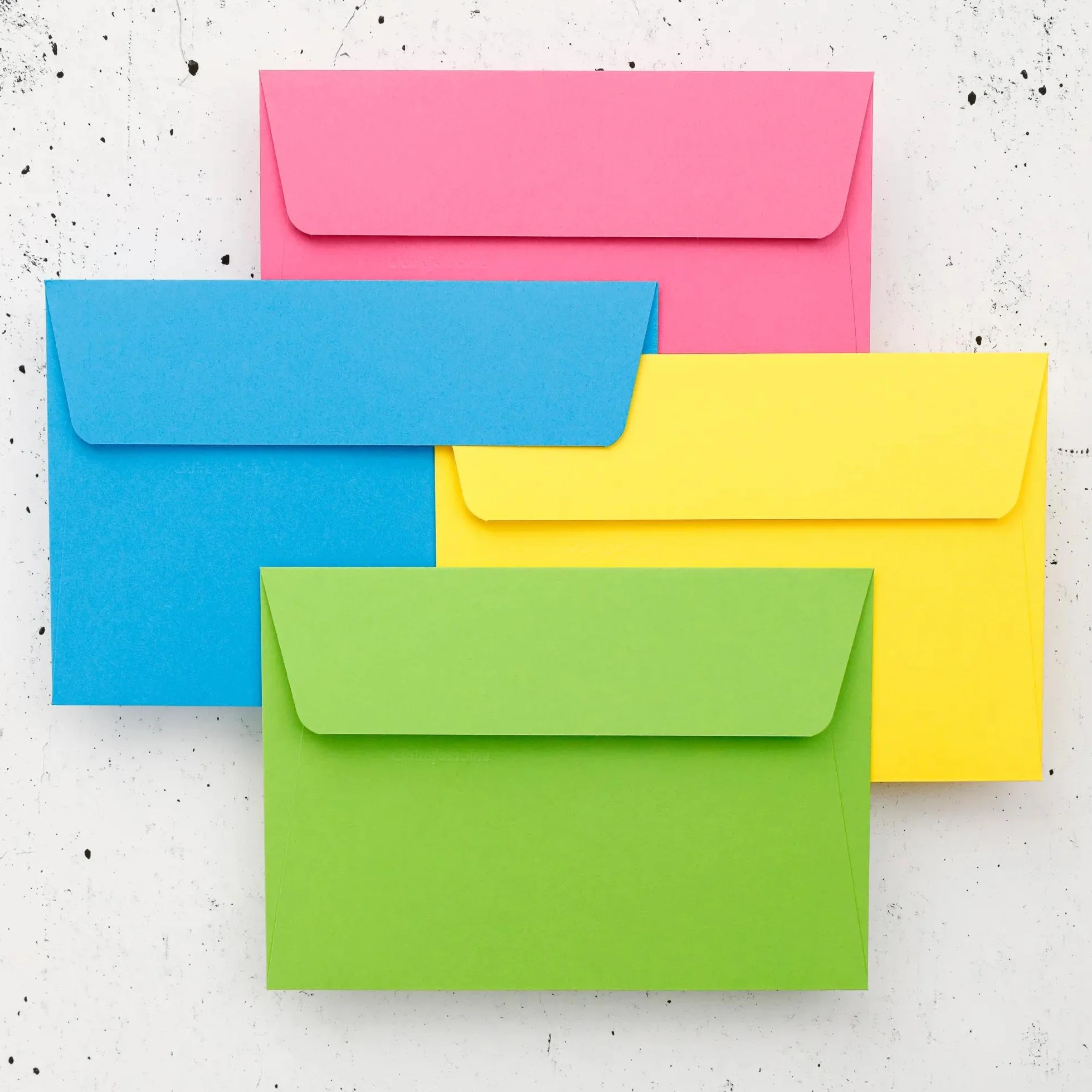 Clairefontaine Enveloppes C6 Rose Fuchsia 120g Auto-Adhésives Lot 20 – Format 11,4 x 16,2 cm Papier Lisse