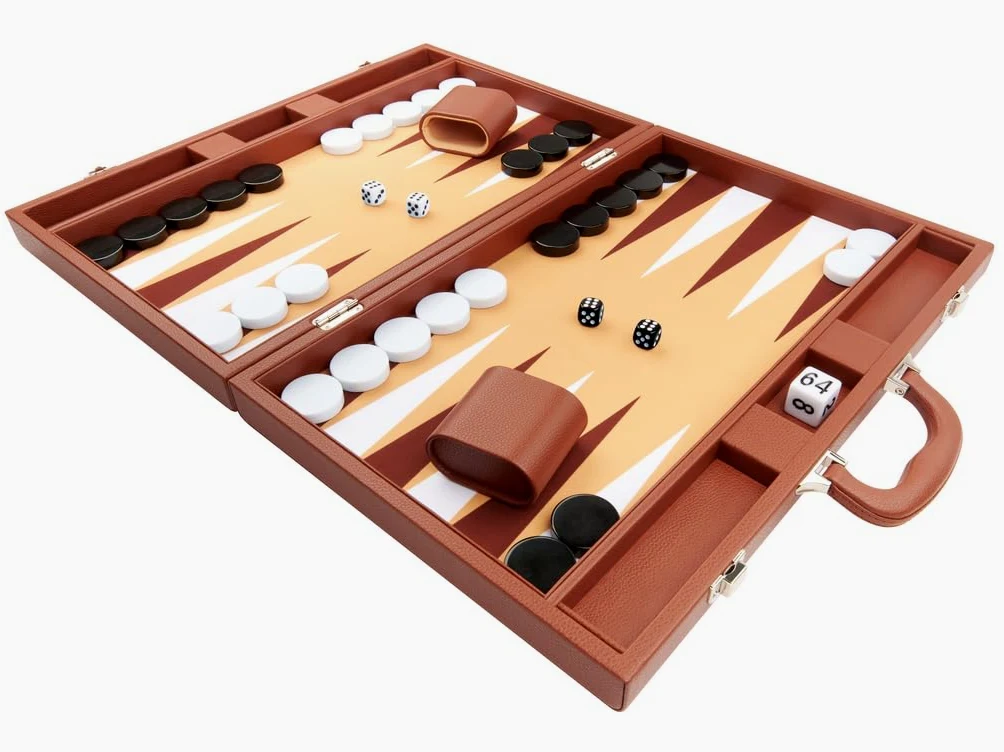 Jeu de Backgammon de Voyage 48 x 64 cm – Brun désert – Silverman & Co.