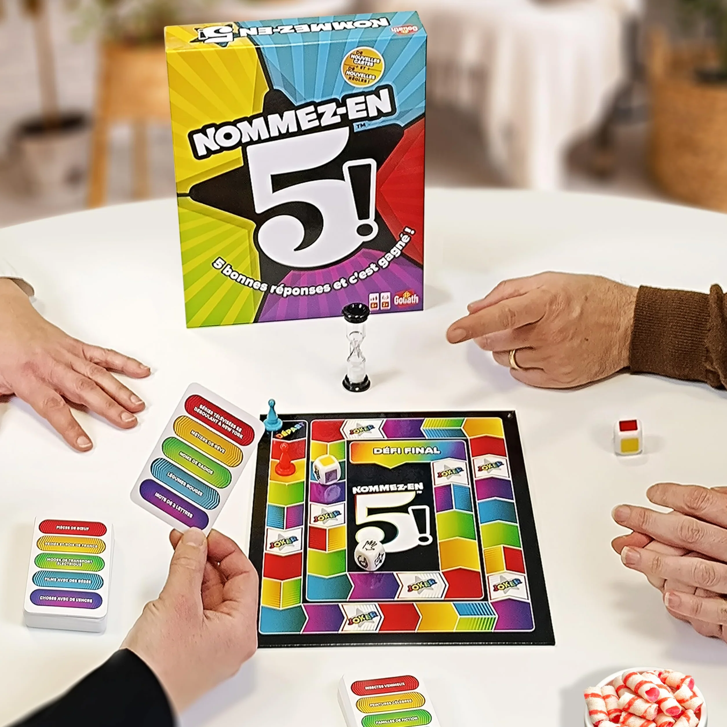 Goliath NOMMEZ-EN-5! Jeu de Société Délirant dès 12 Ans - Jeu de Rapidité, Trouver 5 Réponses, en Famille ou Entre Amis, 2 Joueurs