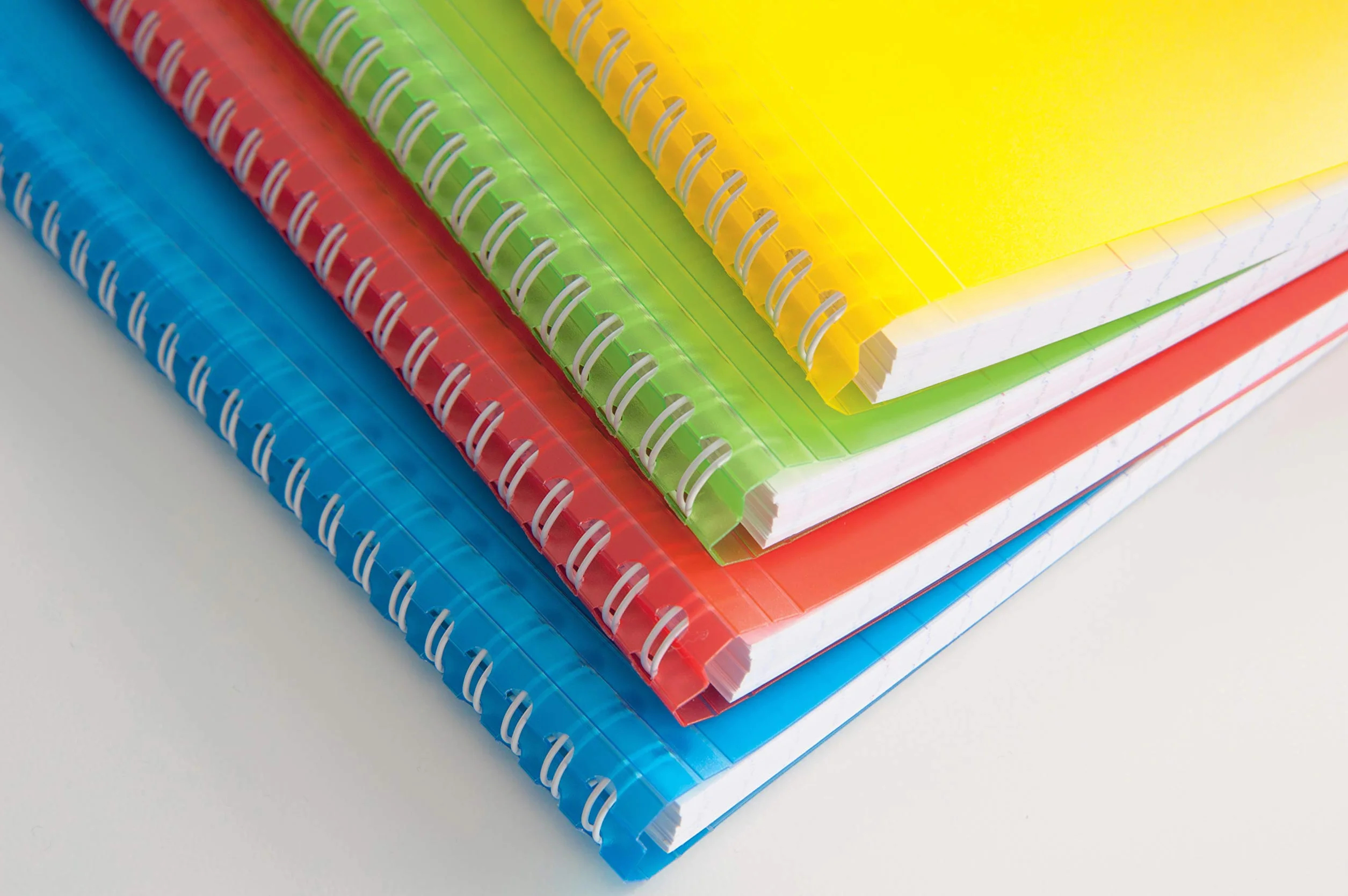 Clairefontaine Koverbook Cahier à Spirale 24x32 cm 100 Pages Grands Carreaux Papier Blanc 90 g