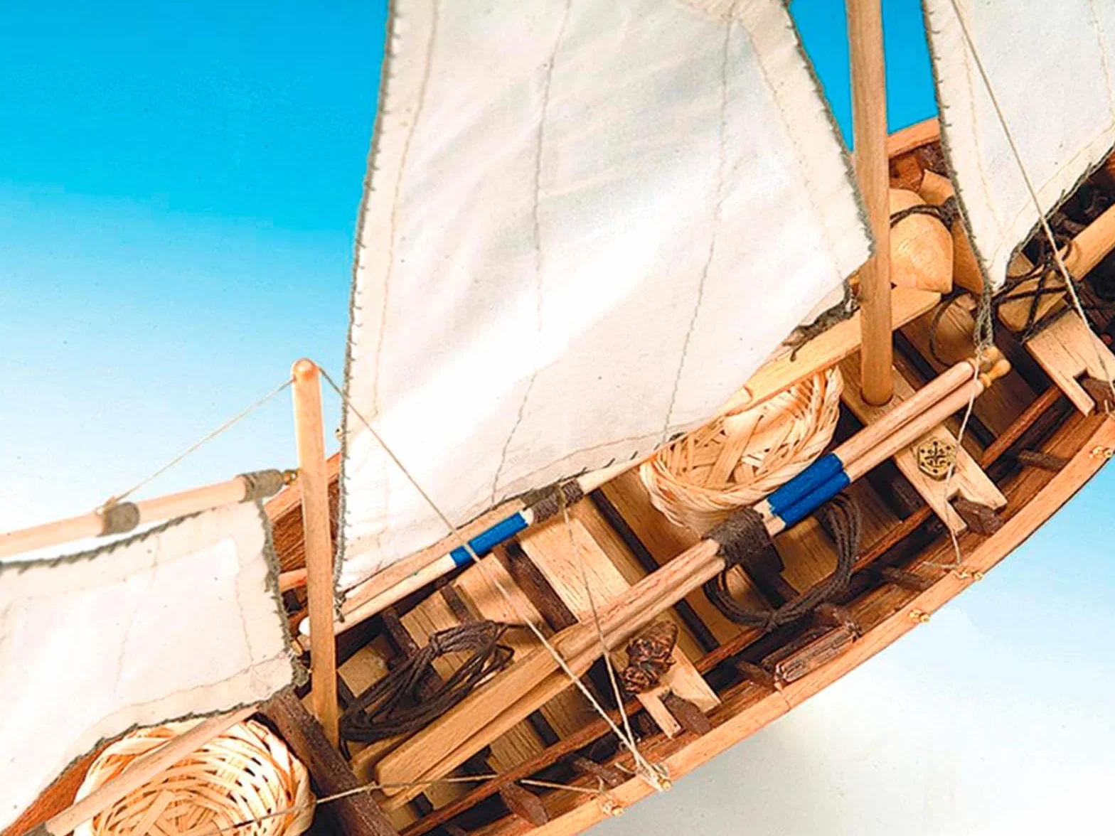 Artesanía Latina Maquette Bateau Bois Pêche Doris Français Saint Malo Modèle 19010 Échelle 1:20 Niveau Débutant