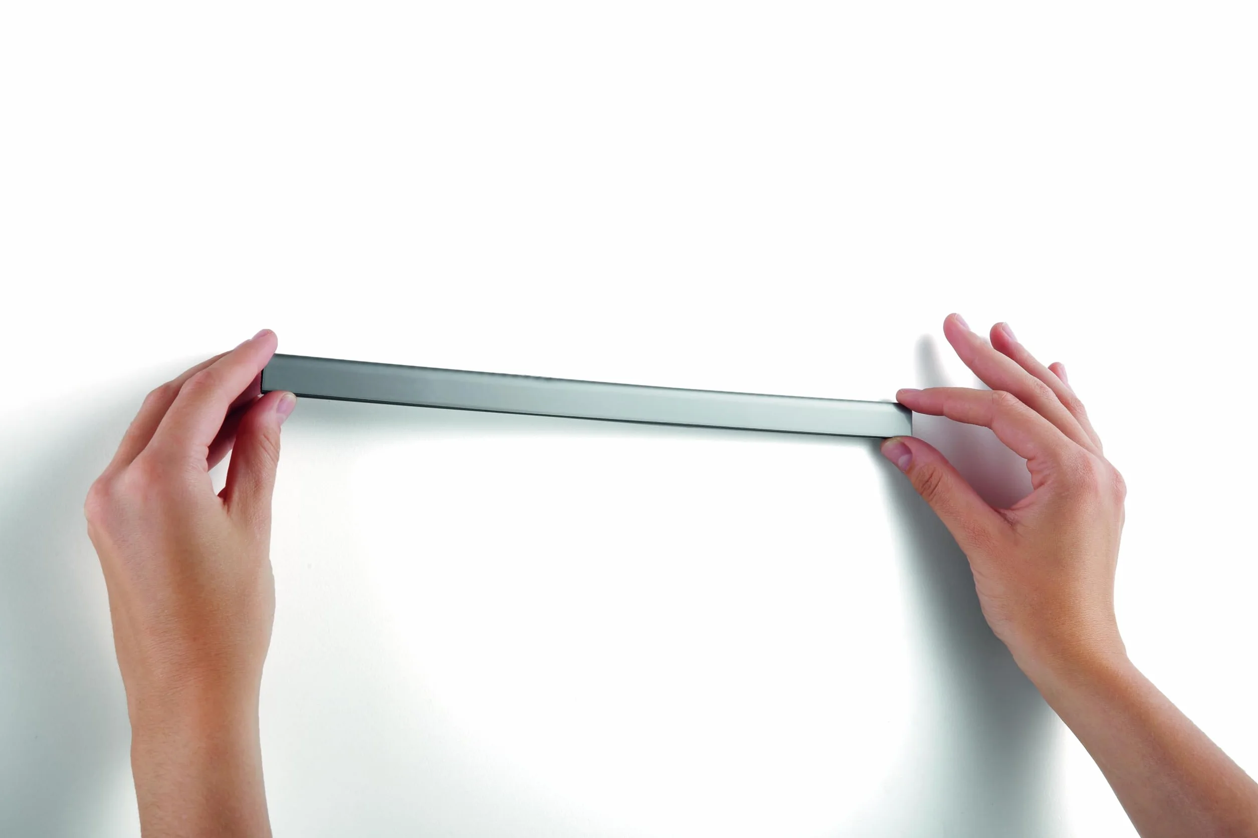 DURAFIX RAIL Barre d'Affichage pour Documents Pince Adhésive 210x17mm Lot de 5 Argent