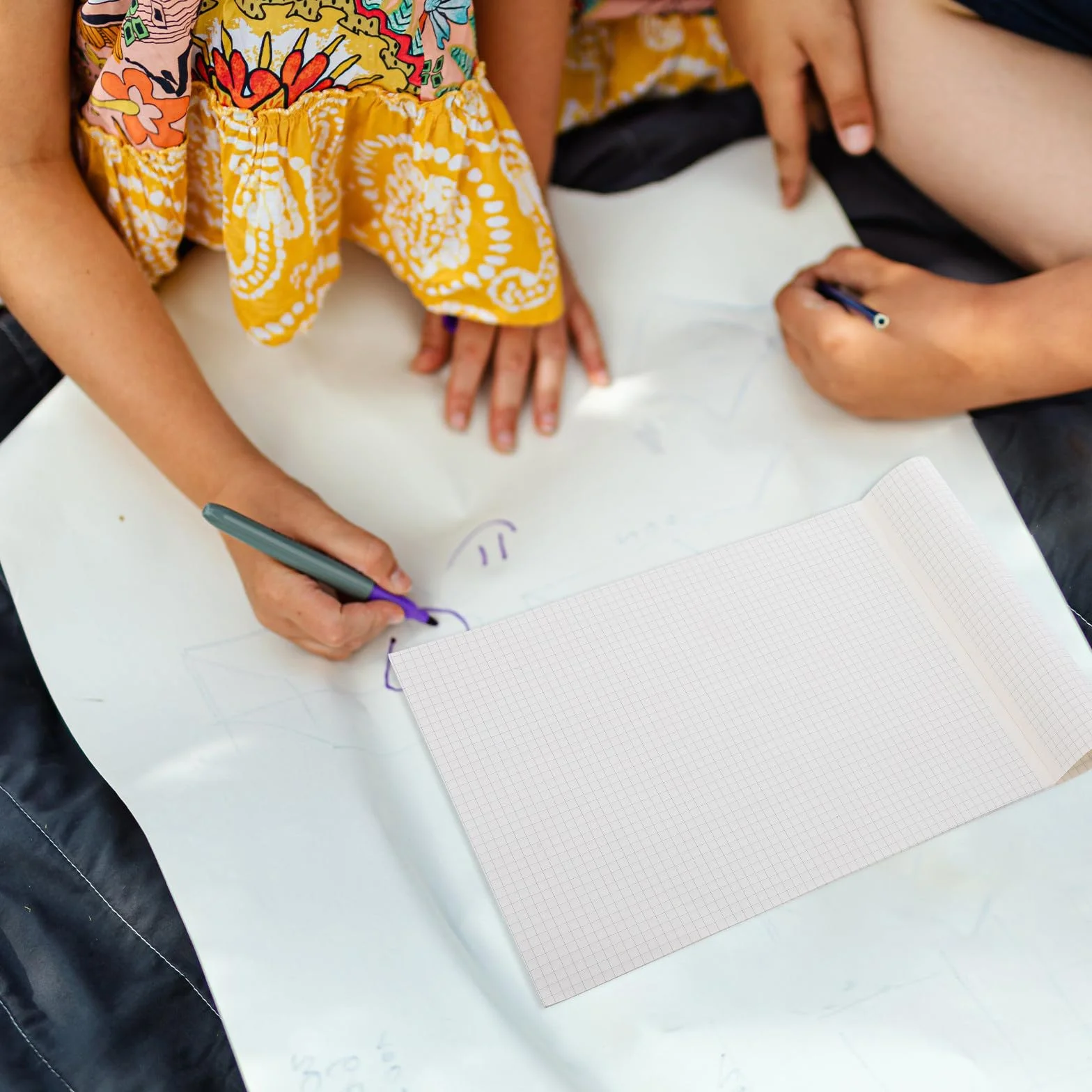Bloc de Papier Millimétré Épais 40 Feuilles Grand Format pour Dessin et Écriture Scolaire