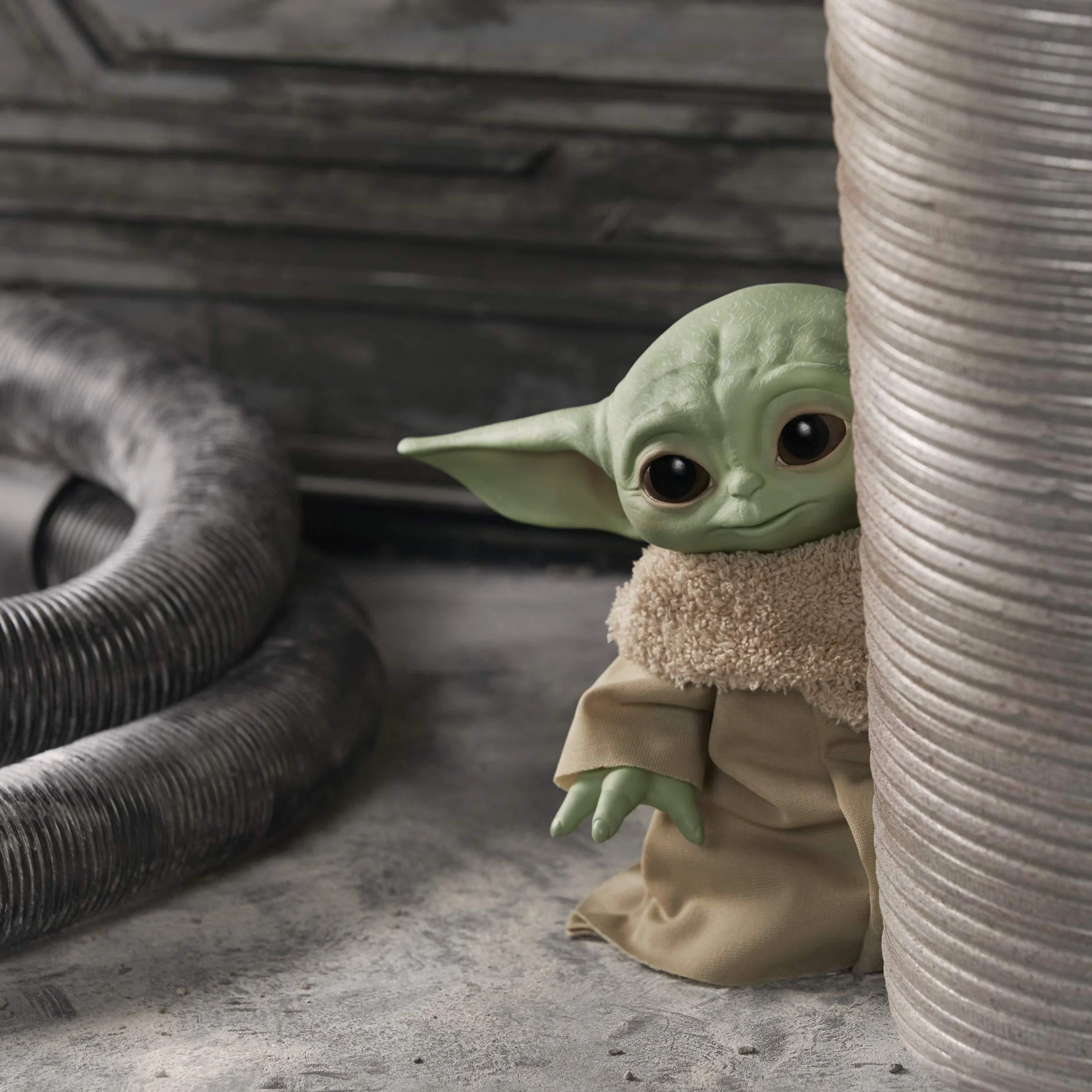 Star Wars The Mandalorian Figurine Electronique The Child Bébé Yoda 20 cm