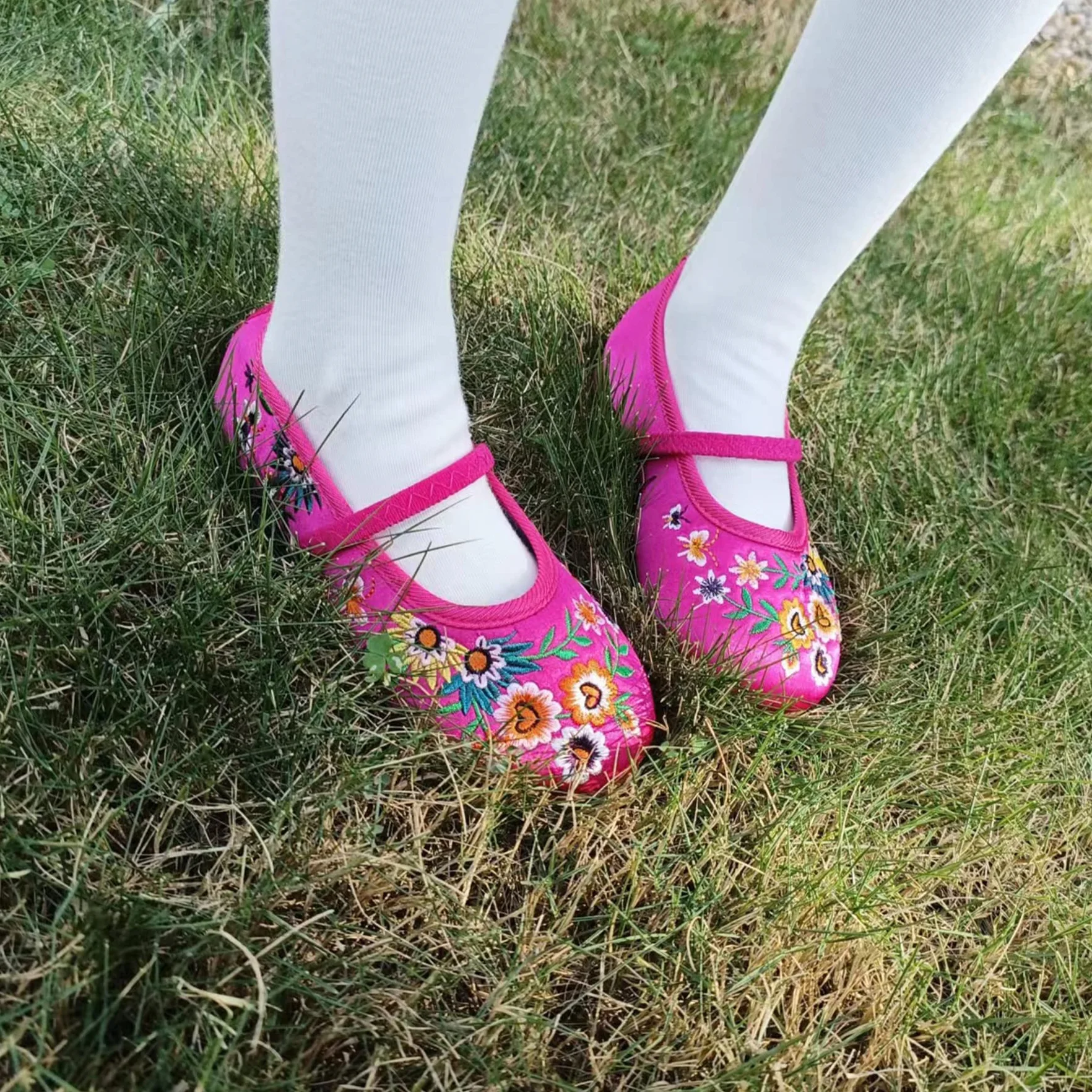 Encanto Mirabel Isabela Madrigal Chaussures filles Halloween Cosplay Costume Mary-Jane Ballerine