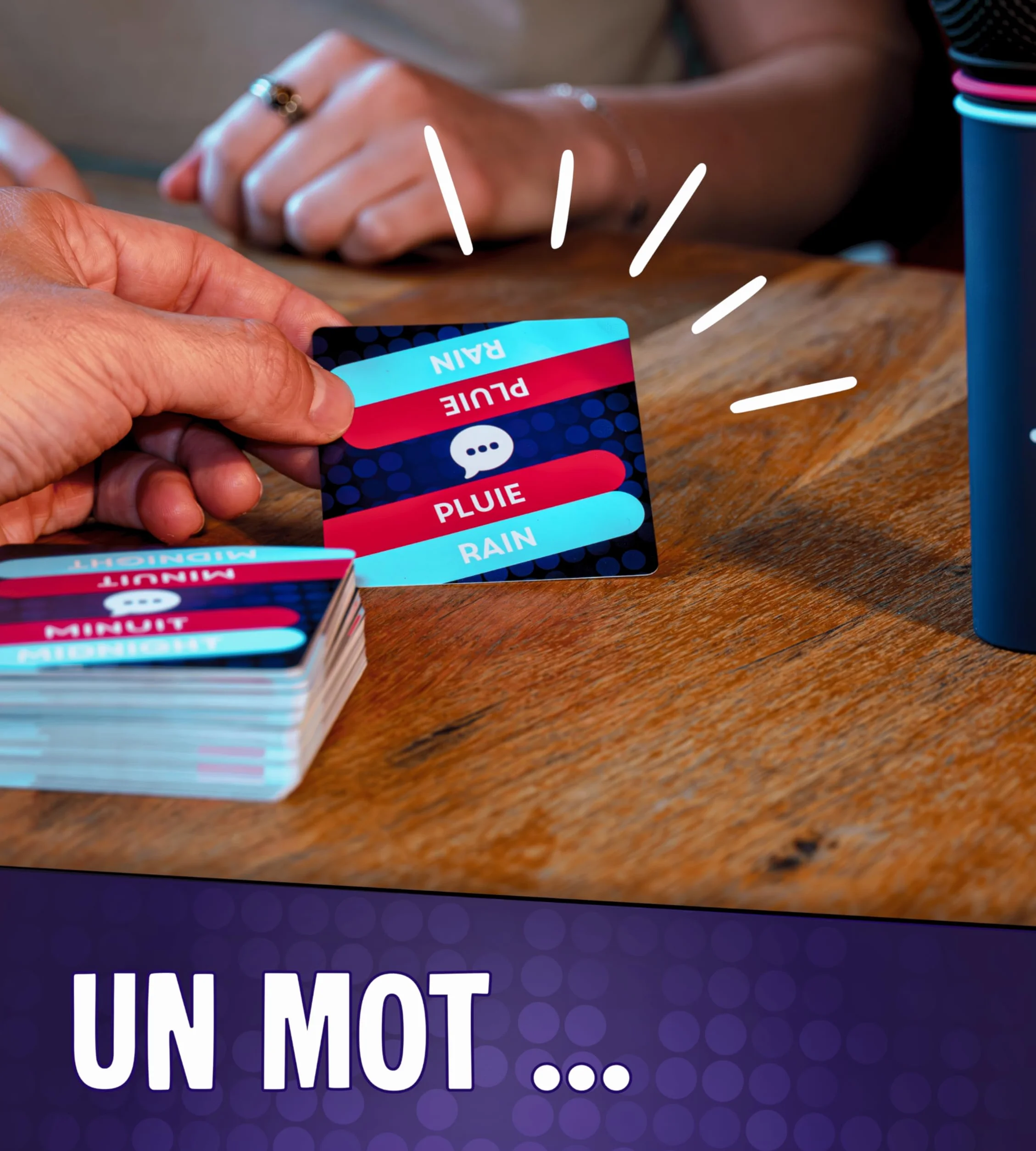 STARAOKÉ Jeu de société Musical drôle - Jeu d'Ambiance 2 à 8 Joueurs 350 Cartes Dès 8 Ans