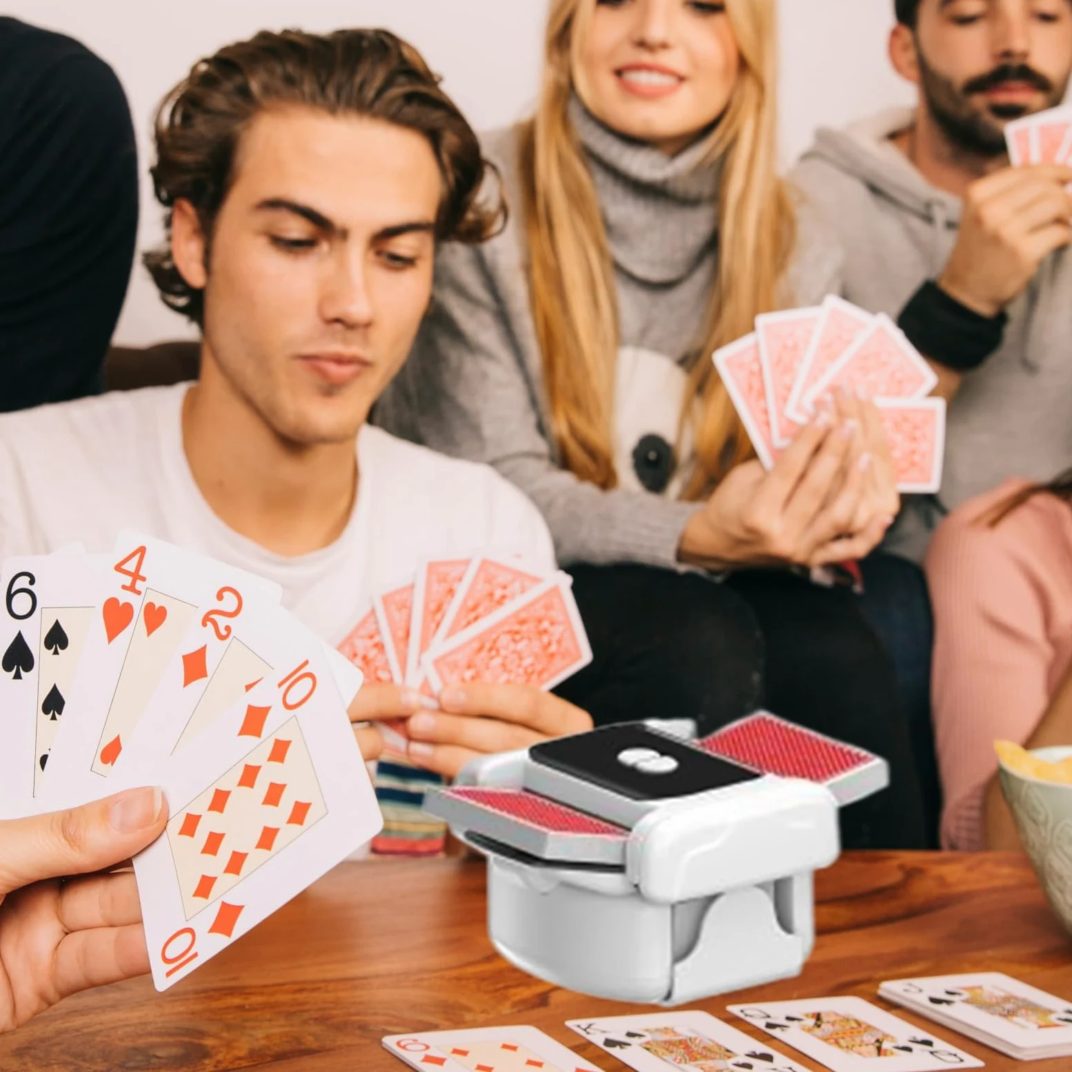 Distributeur Automatique de Cartes Mélangeur de Cartes à pour 1 à 2 Paquets | 2 Modes Silencieux Rechargeable pour x de Société Cartes à Jouer Poker Blackjack