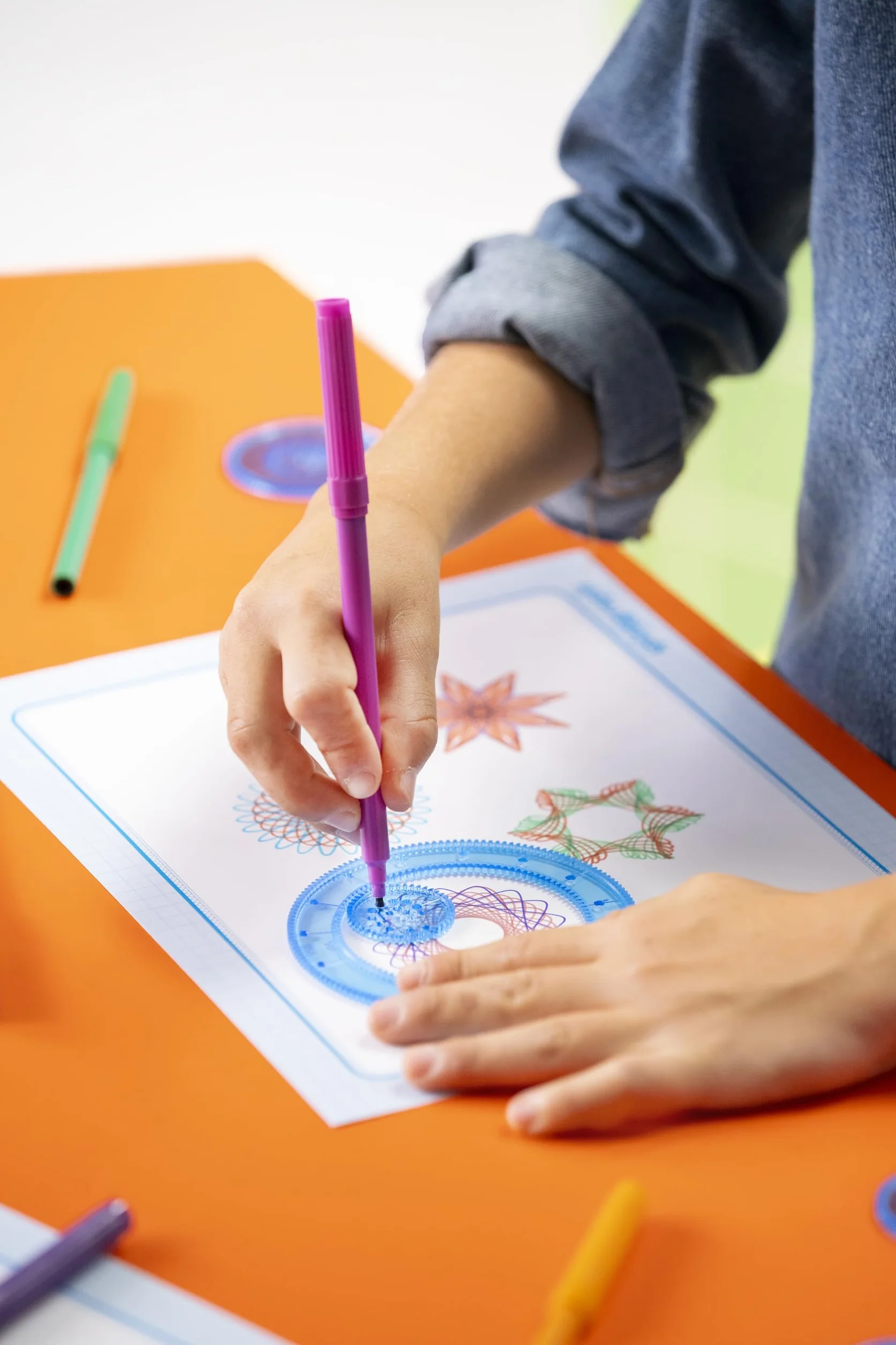 Spirograph Ensemble design - Dessins créatifs - À partir de 8 ans