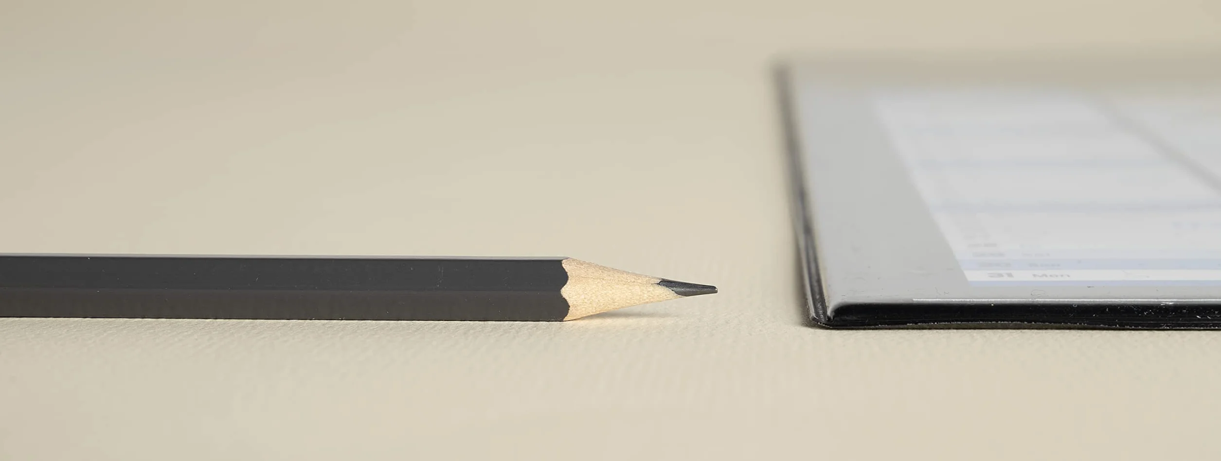 Exacompta Kreacover podkładka pod mysz czarna kartonowa twarda personalizowalna PVC