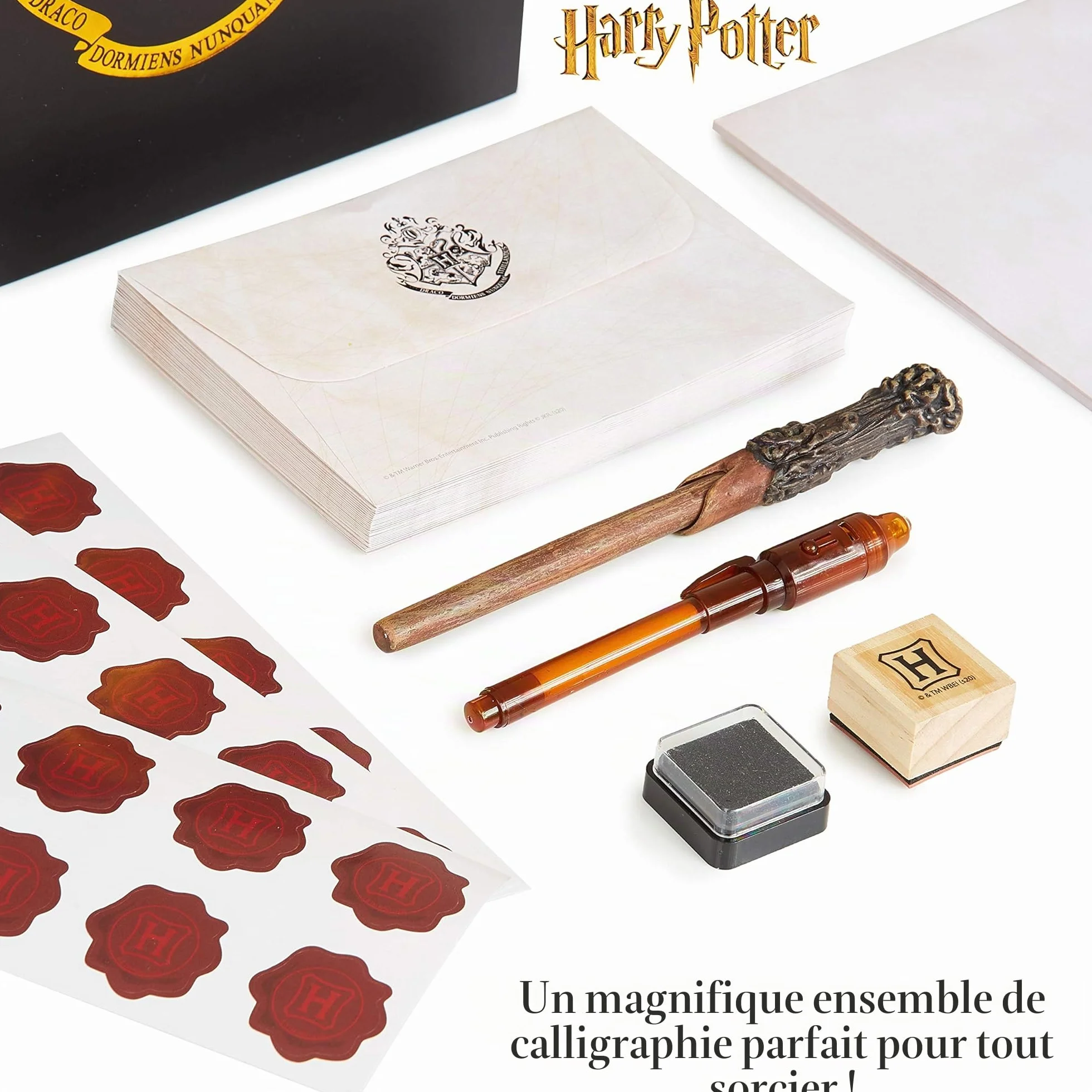 Harry Potter Coffret Papier à Lettre Poudlard Stylo Baguette Magique Bloc Note Enveloppes Stickers Sceau Tampon