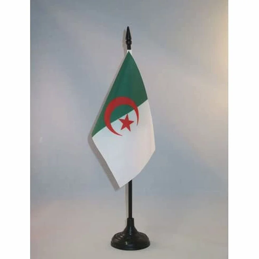 Drapeau De Table Algérie 15x10 cm Mini Drapeau Algérien De Bureau Polyester Hampe 25cm Socle Plastique Noir