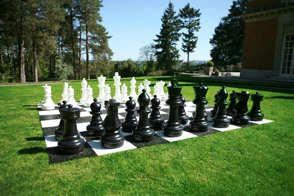 Les Échecs Géants, Echecs Géants de Jardin, jeu d'échecs