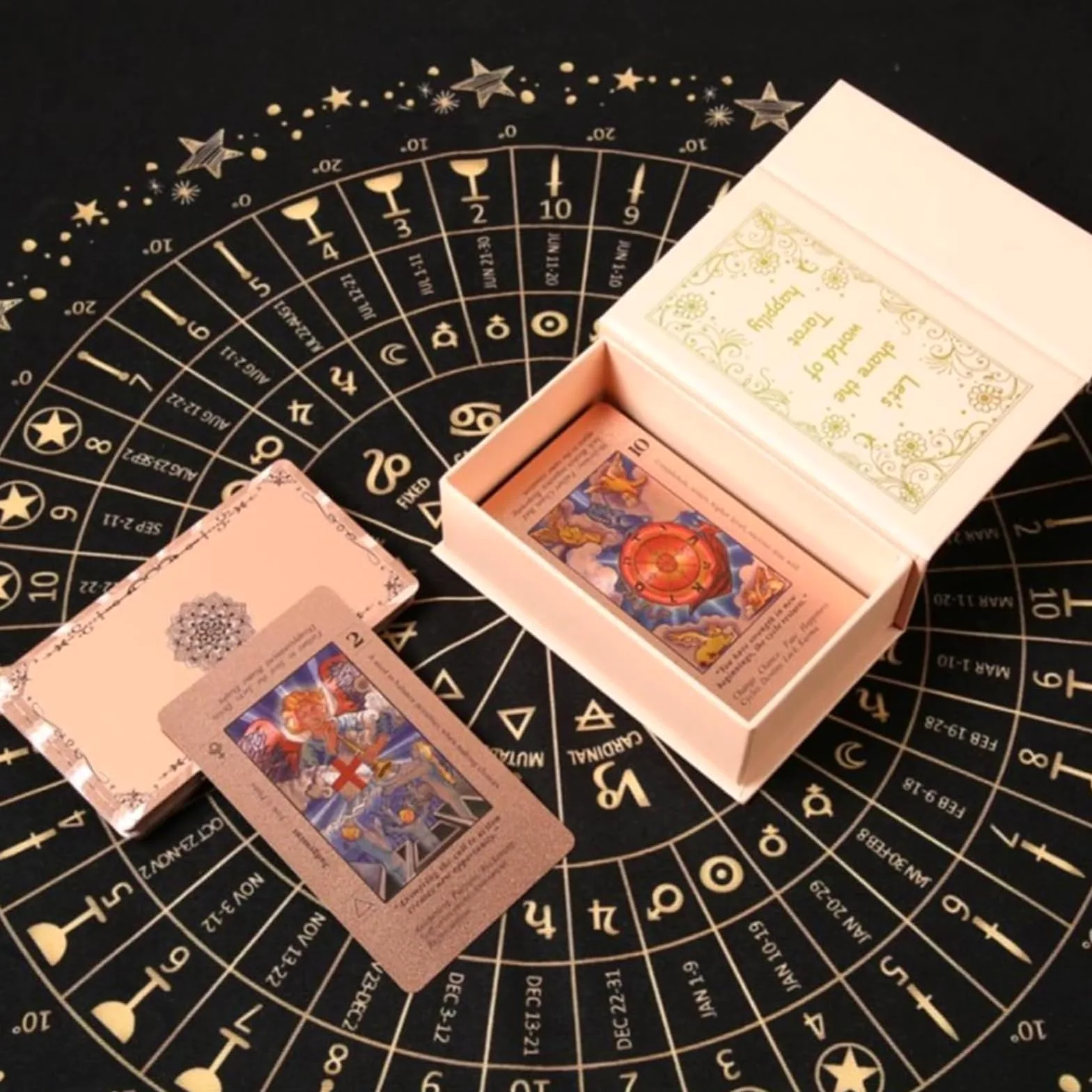 Lot de 2 cartes de tarot or rose avec guide (français non garanti), cartes de tarot en or rose, imperméable et infroissable, comprend les chakras, les planètes, les signes du zodiaque, les éléments et