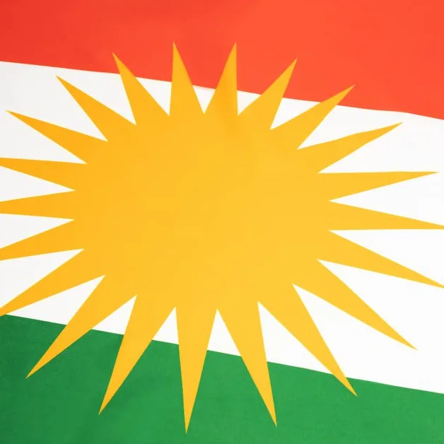 Drapeau Kurdistan 145 x 85 cm Côtés dorés