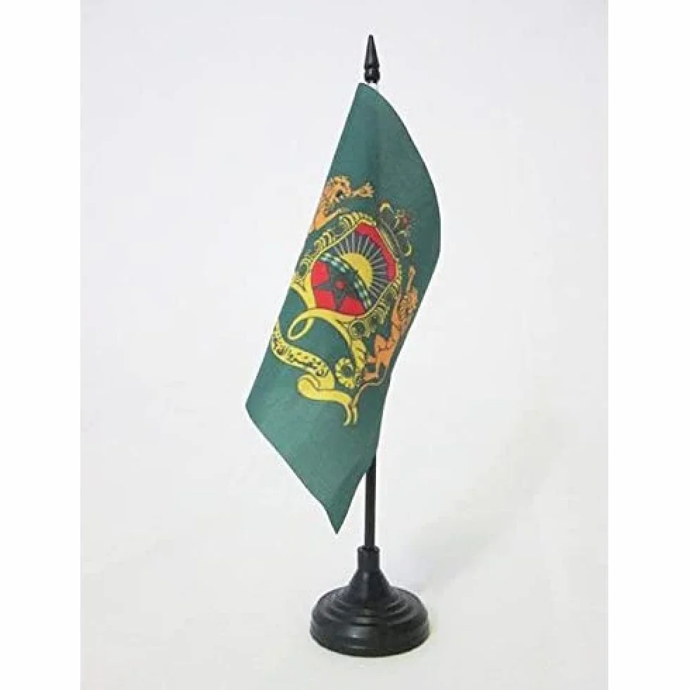 AZ FLAG Drapeau de Table Etendard Royal du Maroc 15x15 cm Petit Drapeau du Roi Marocain de Bureau 100% Polyester avec Hampe 25cm et Socle Plastique Noir