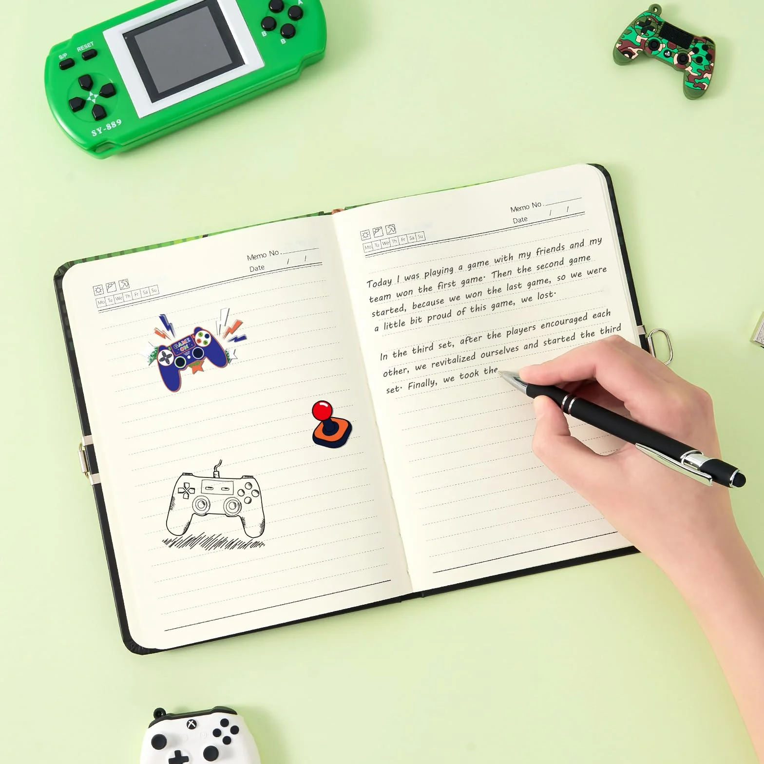 WERNNSAI Journal de Jeu pour Enfants - Cahier Lumineux A5 avec Cadenas et Clés Bloc-notes Ligné