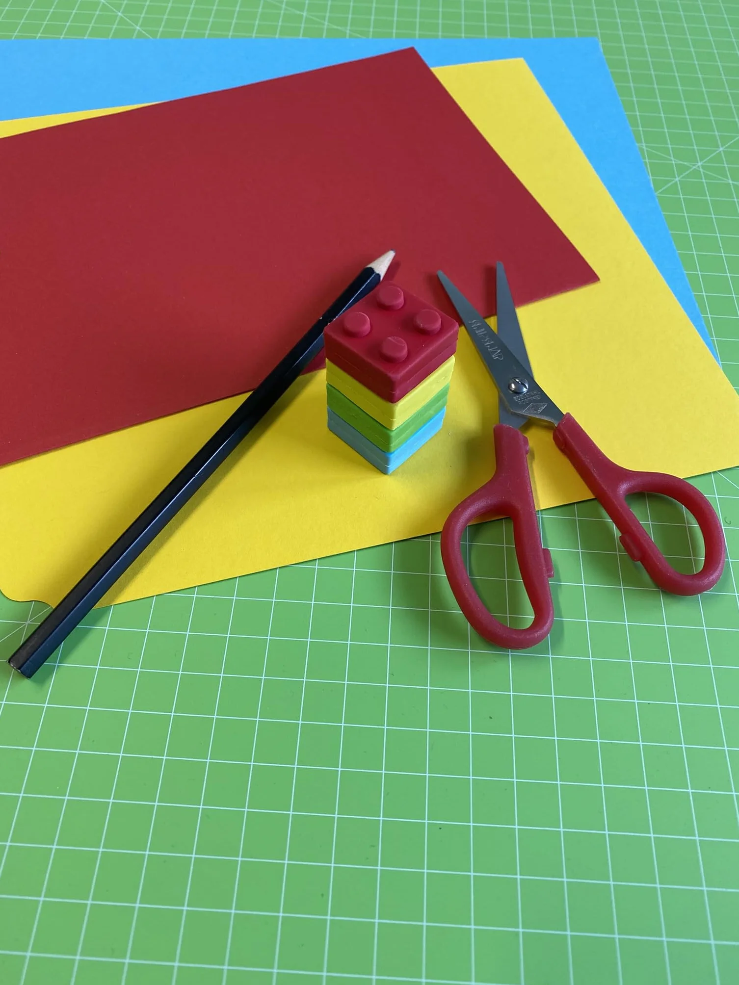 WEDO Bricky 4 gommes en forme de blocs de construction plastique PVC 2,5 x 2,5 x 1,3 cm