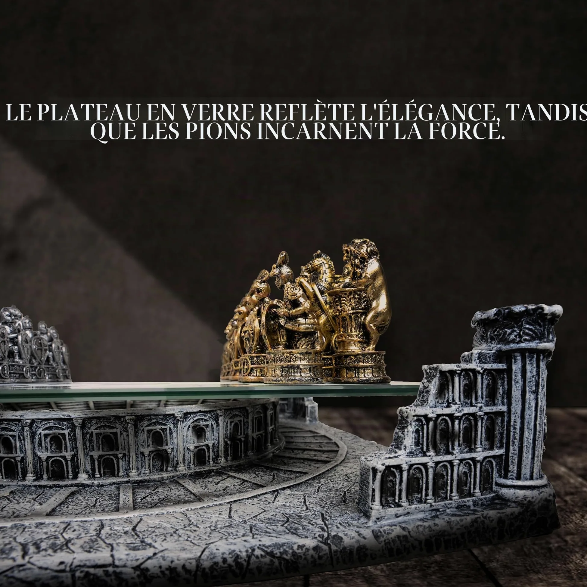 Échiquier Professionnel Rome Antique 40x40 cm avec Base Céramique | Plateau en Verre et Pièces d'Échecs en Résine Or et Argent - Jeu de Société Colisée et Empire Romain - Idée Cadeau