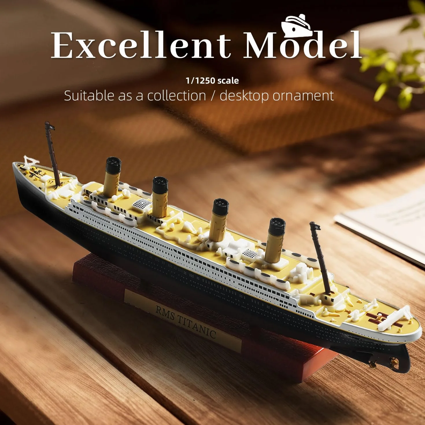 Maquette 1/1250 RMS Titanic, Bateau de croisière en Alliage métallique moulé sous Pression, avec présentoir en Bois