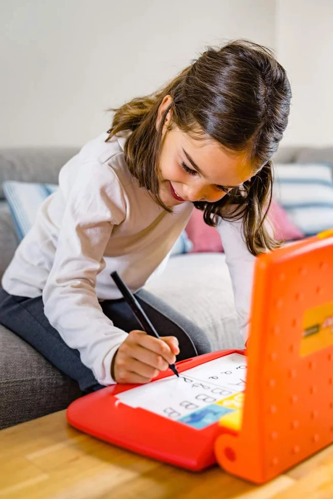 Nathan Jeu Éducatif J'Apprends à Écrire Pupitre Lumineux pour Enfants 4-6 Ans