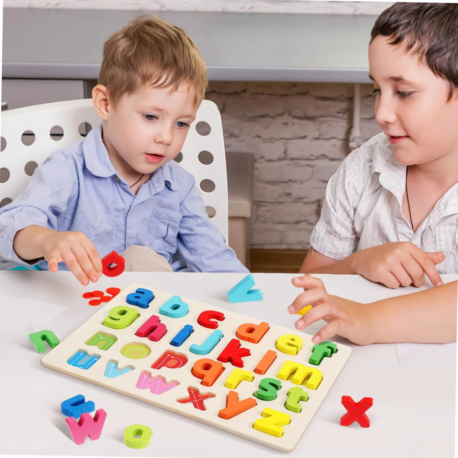Toyvian Jeu de Puzzles Bois Alphabet Lettres Minuscules pour Garçon Fille Âge Préscolaire 3 Ans et Plus avec Lettres de A à Z Éducatif
