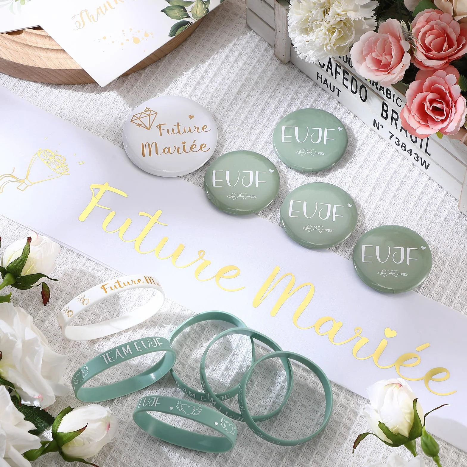 Accessoires de Mariage pour Future Mariée 21 Cadeaux EVJF avec Écharpe, Badges et Bracelets en Silicone