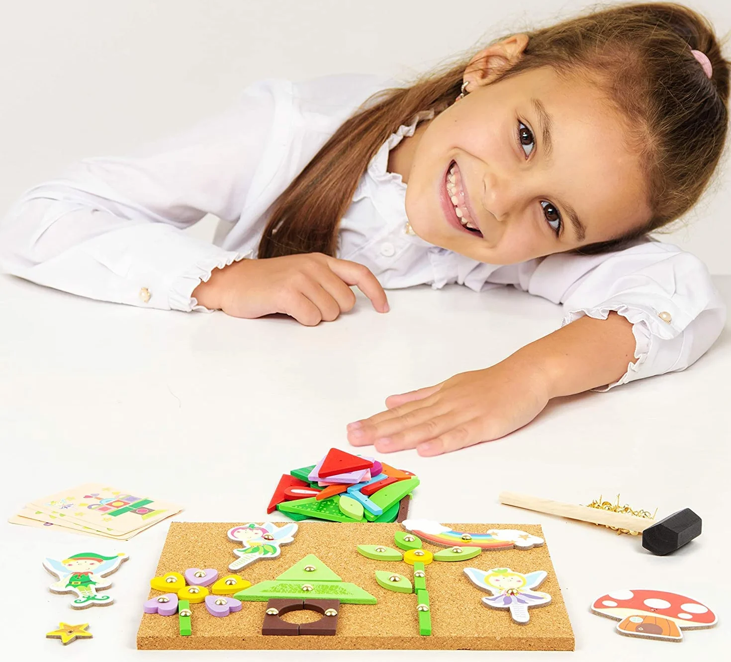 Small Foot 10227 Jeu de Marteau Fée en Bois Tableau Liège Motifs Fées Marteler 6 Ans