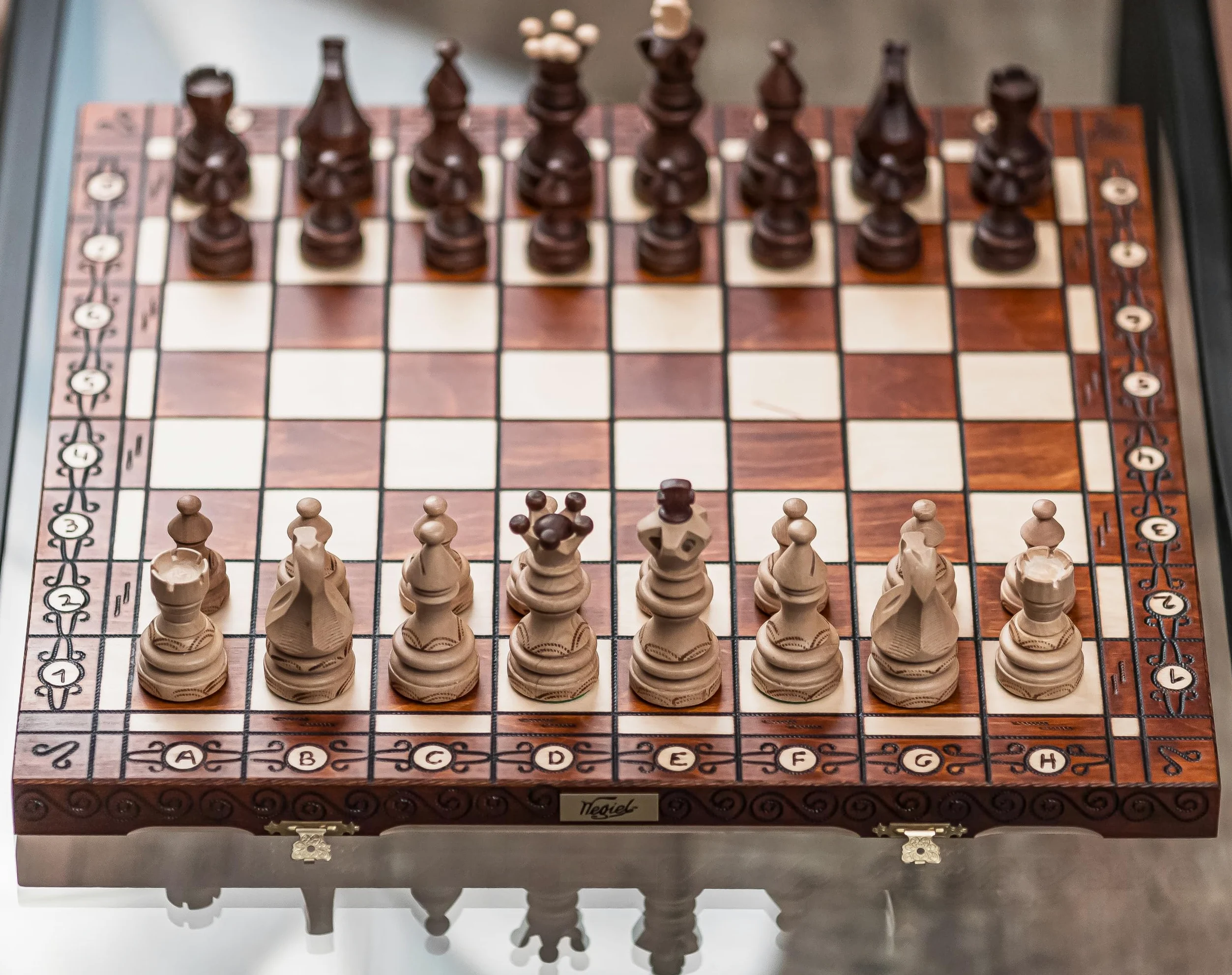 Échecs en Bois Imperator - 52 x 52 cm - Emballage Cadeau - Échiquier & Pièces d’échecs Sculptées