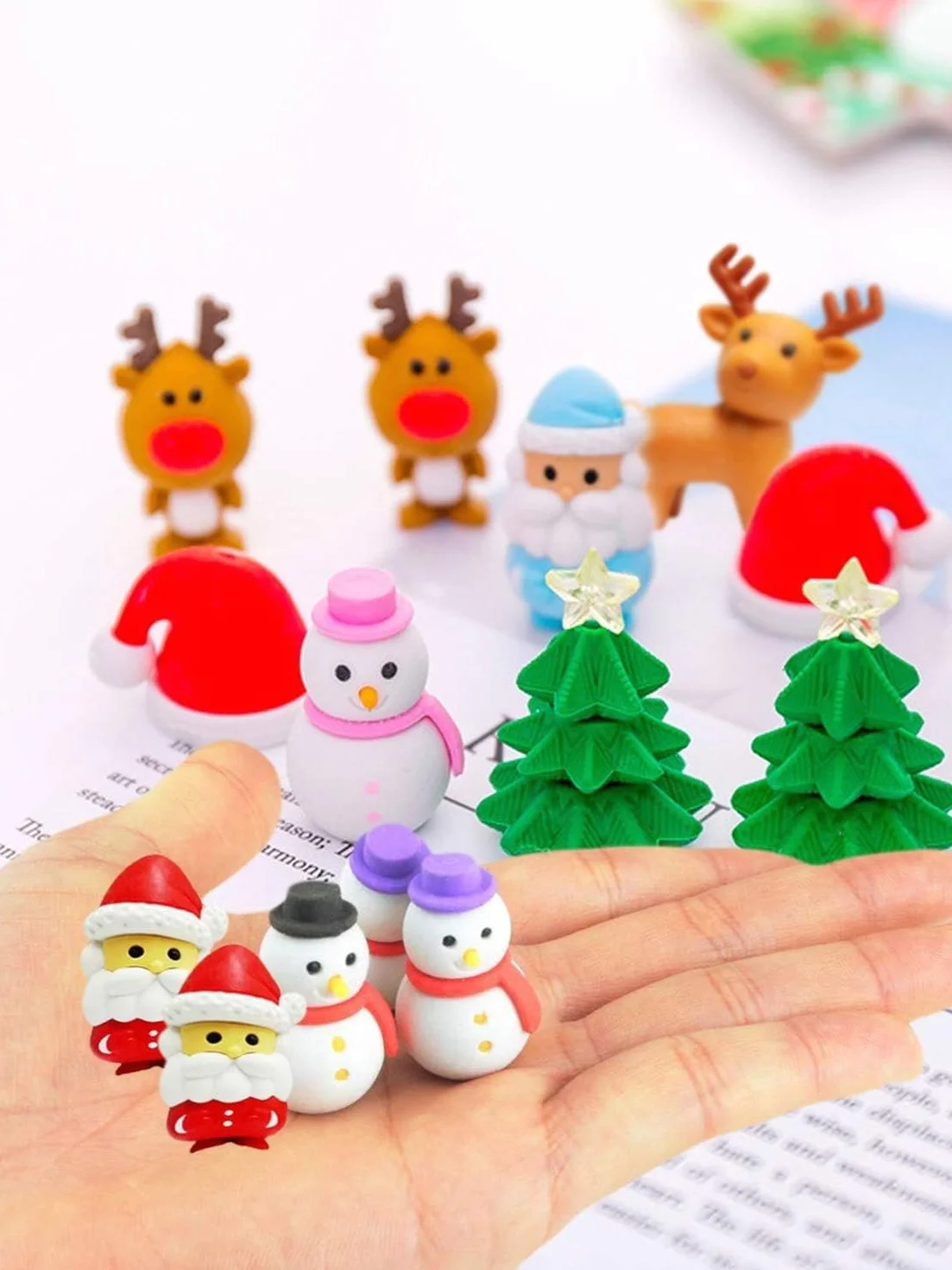 Gommes de Noël 3D 60 Pièces Puzzle à Assembler Père Noël Renne Bonhomme de Neige Sapin de Noël