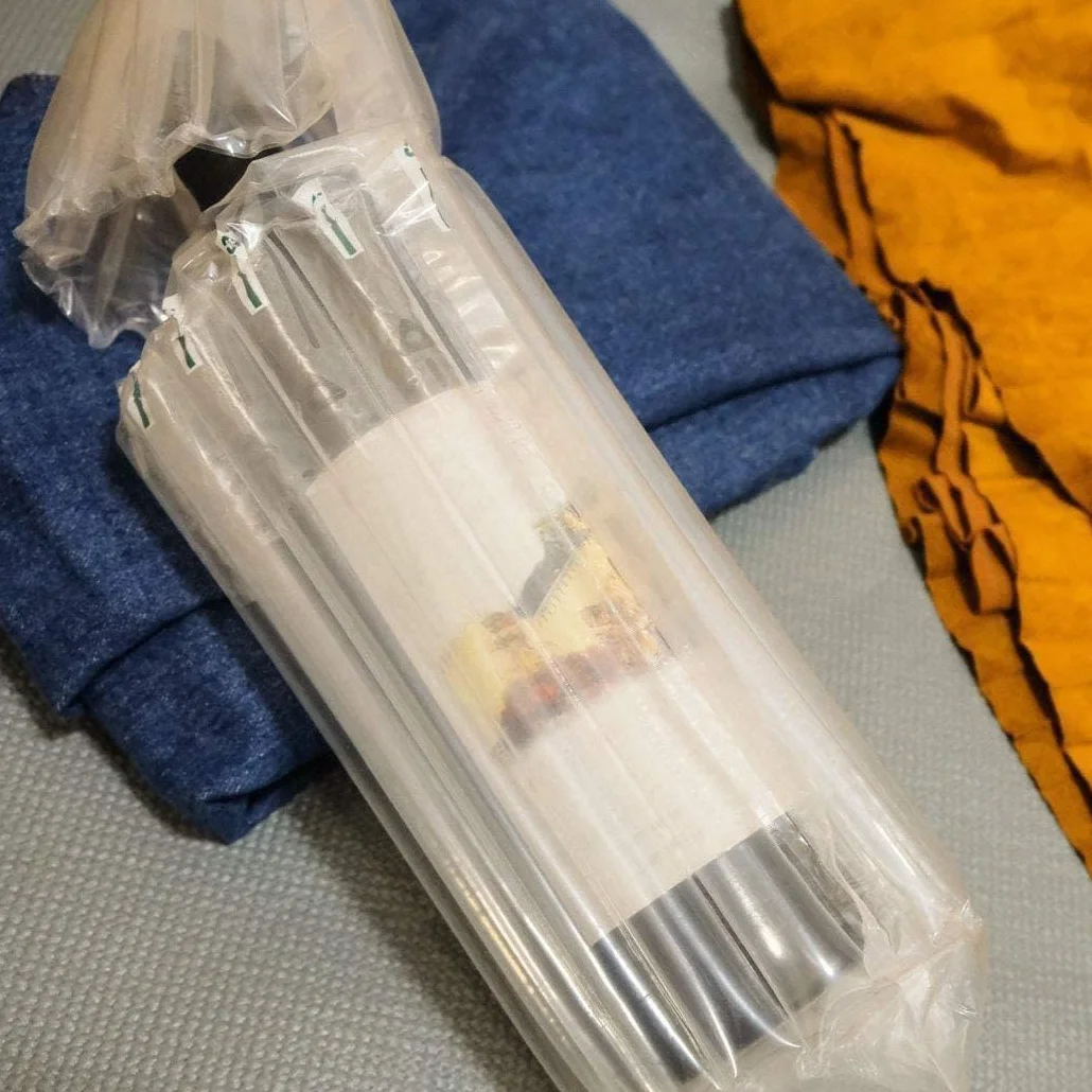 Lot de 10 protections pour bouteilles de vin et sacs gonflables avec pompe à air