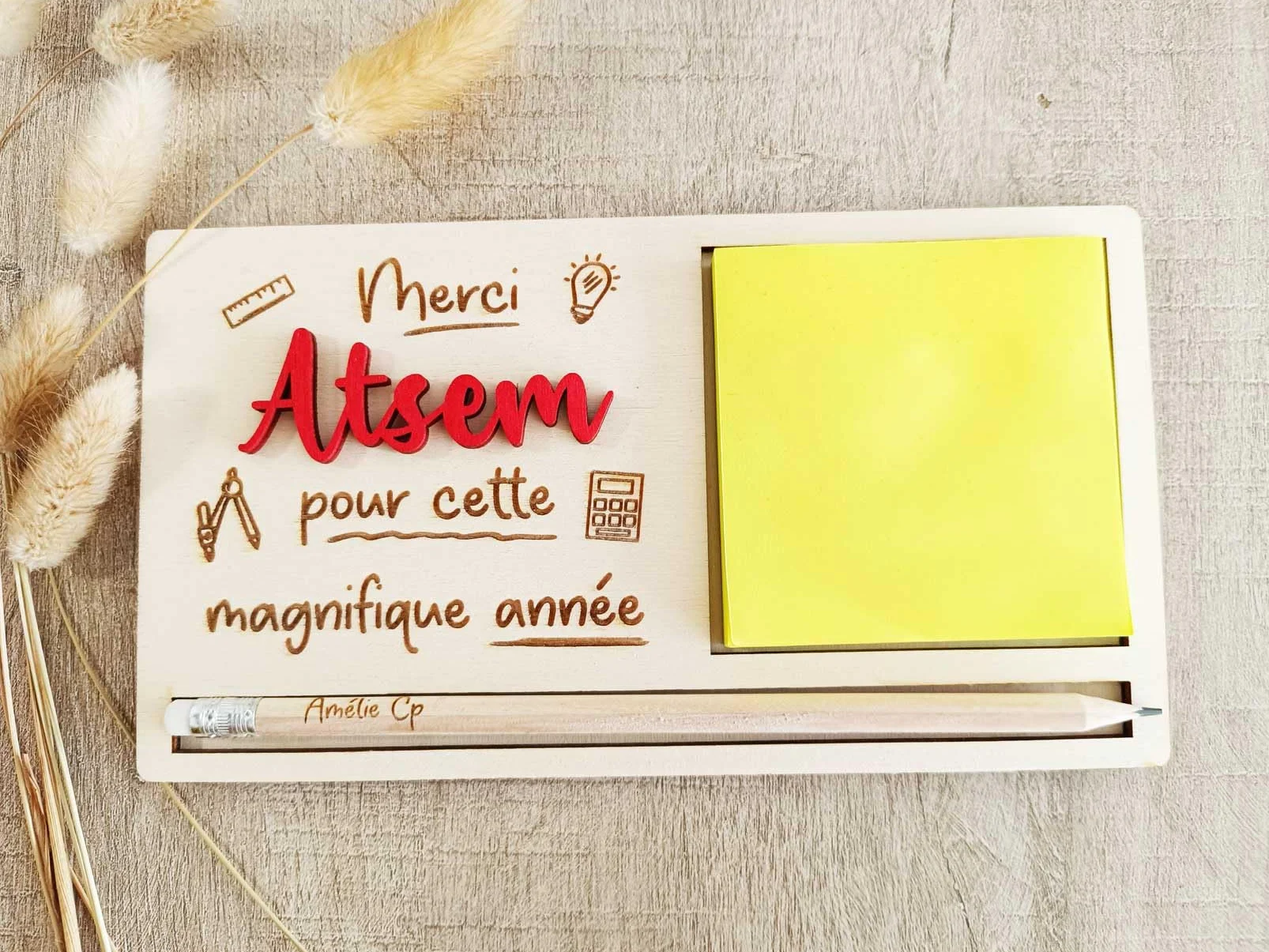 Support à bloc repositionnables en bois gravé Maîtresse ATSEM Maître Nounou cadeau personnalisé