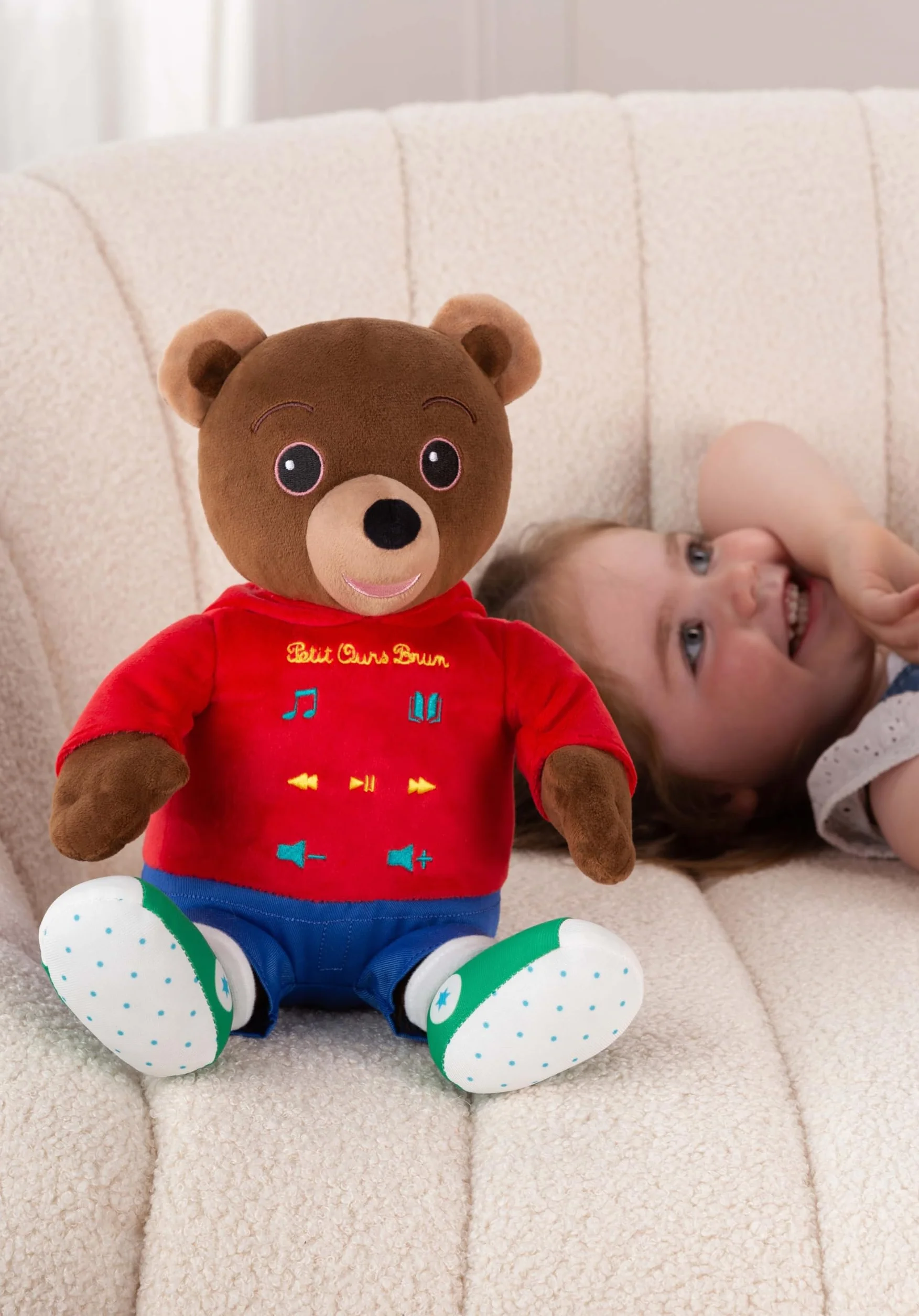 Peluche Interactive Petit Ours Brun 50 Ans 28 cm Marron Rouge Boîte Cadeau Version FR