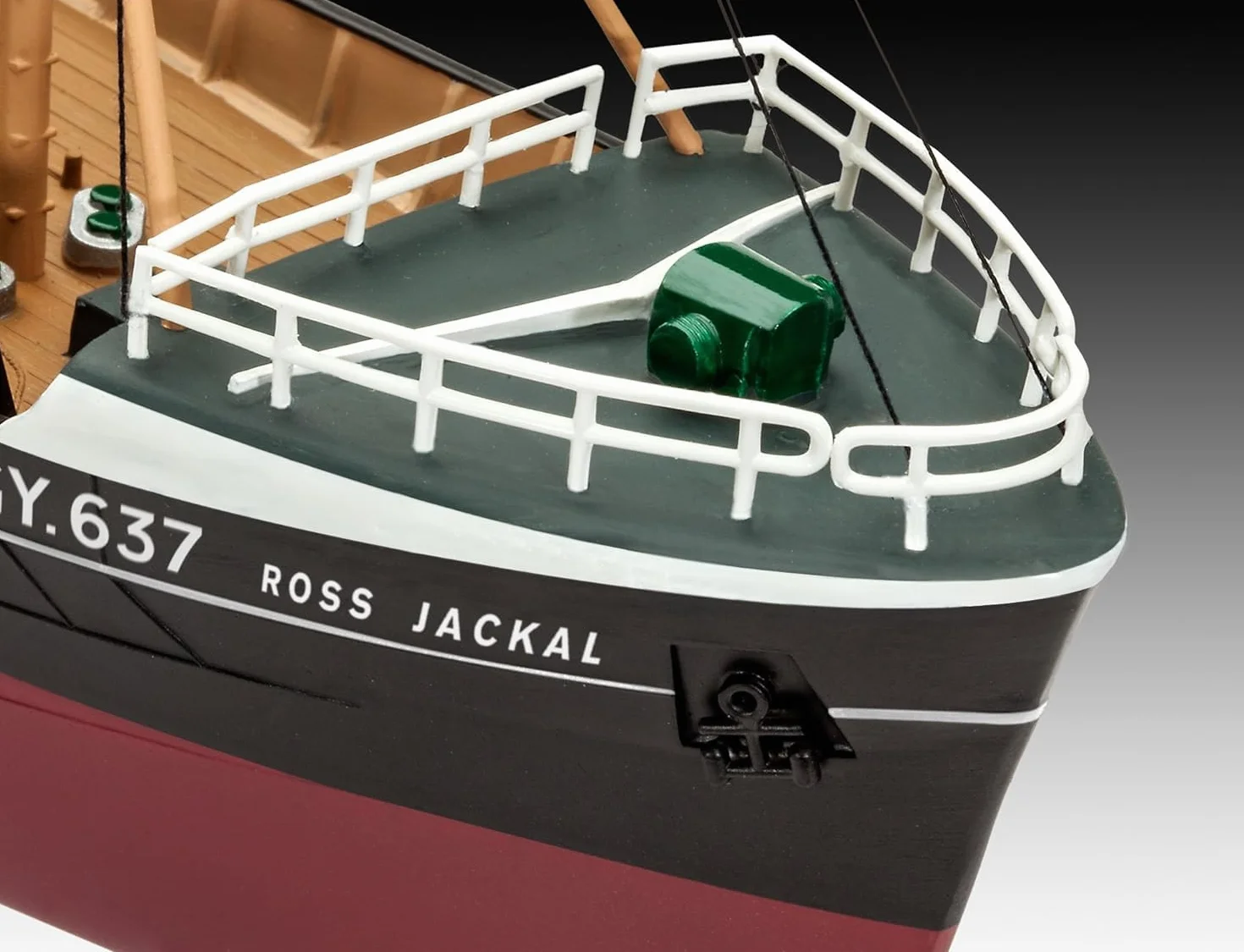 Revell Chalutier Mer du Nord 1:142