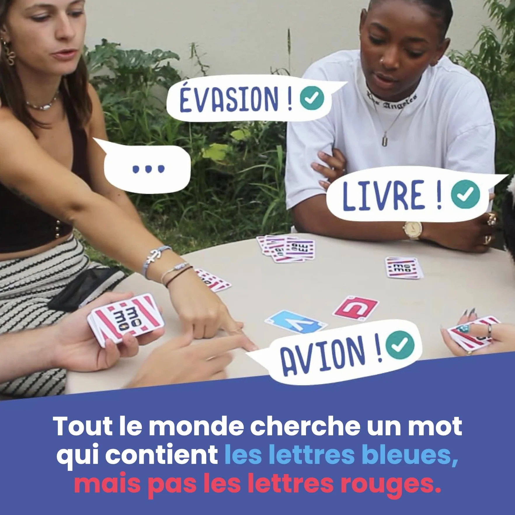 Momo jeu de société hilarant ambiance famille amis 2-8 joueurs 8 ans+