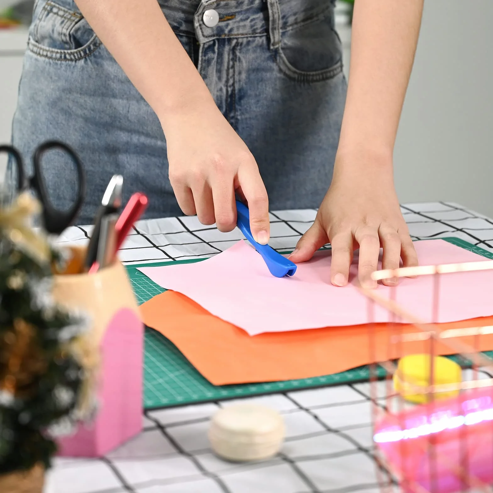 EHDIS Cutter à Papier, Safety Cutter avec 5 Lames, Ouvre-lettre en Plastique Bleu