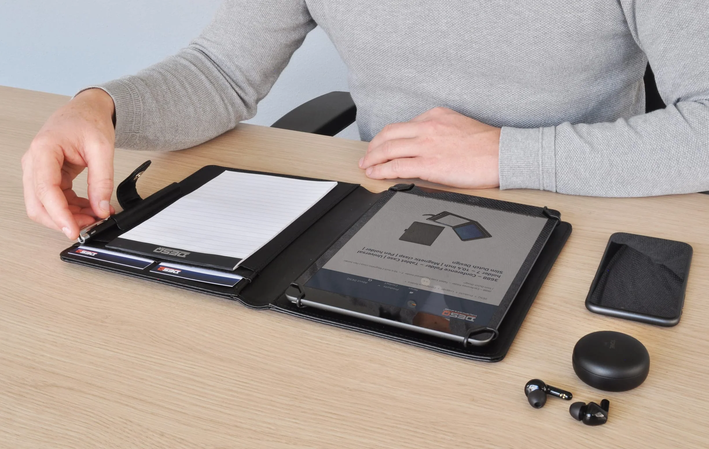 Desq Étui d'écriture pour tablette support universel 7-10,4 pouces fermeture magnétique noir