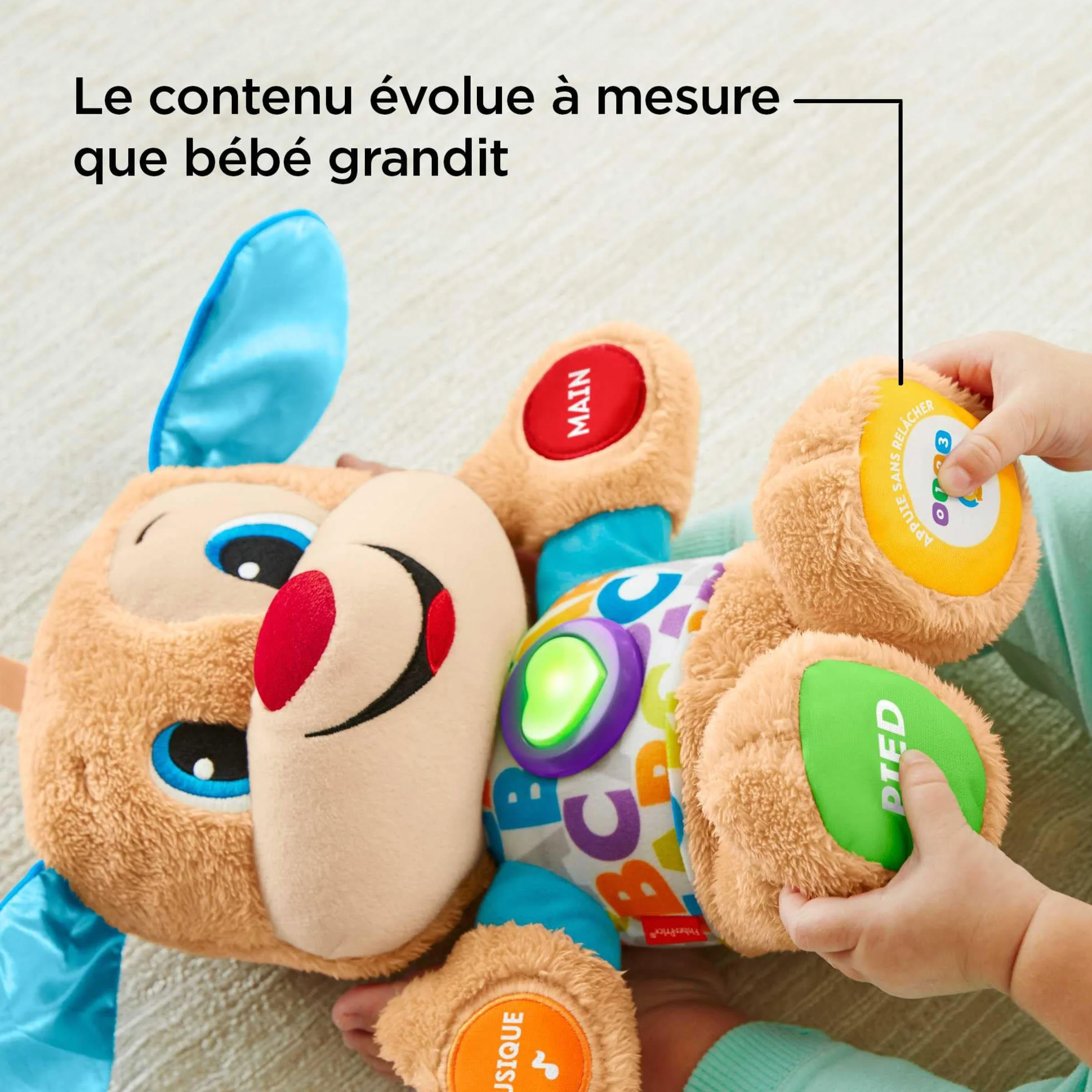 Fisher-Price Peluche Eveil Progressif Musicale Interactive 75 Chansons 3 Niveaux Jouet Bébé 6 Mois FPM44