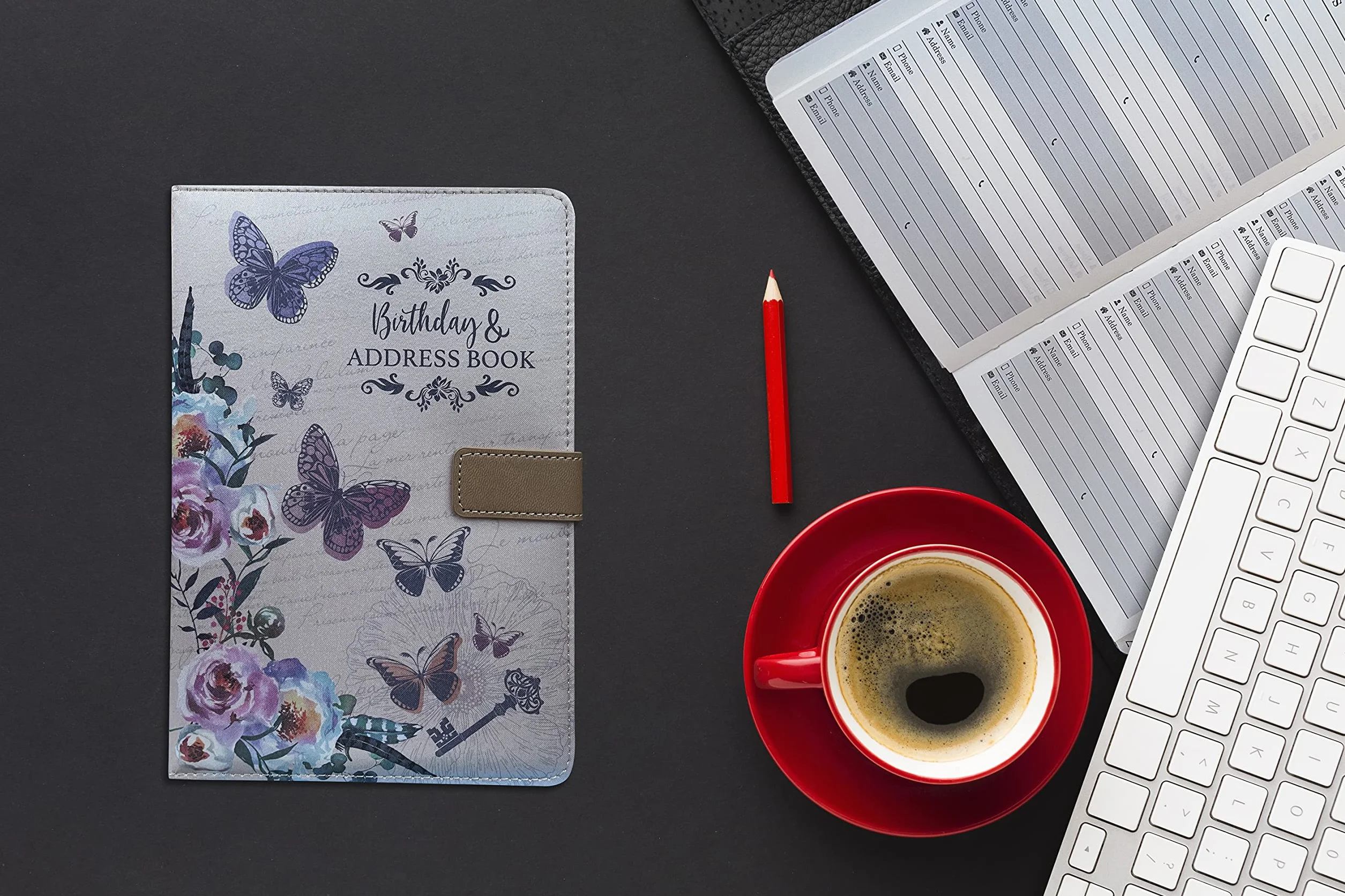 Carnet d'adresses téléphoniques et d'anniversaire avec index A-Z, couverture souple rembourrée format A5, fermeture magnétique